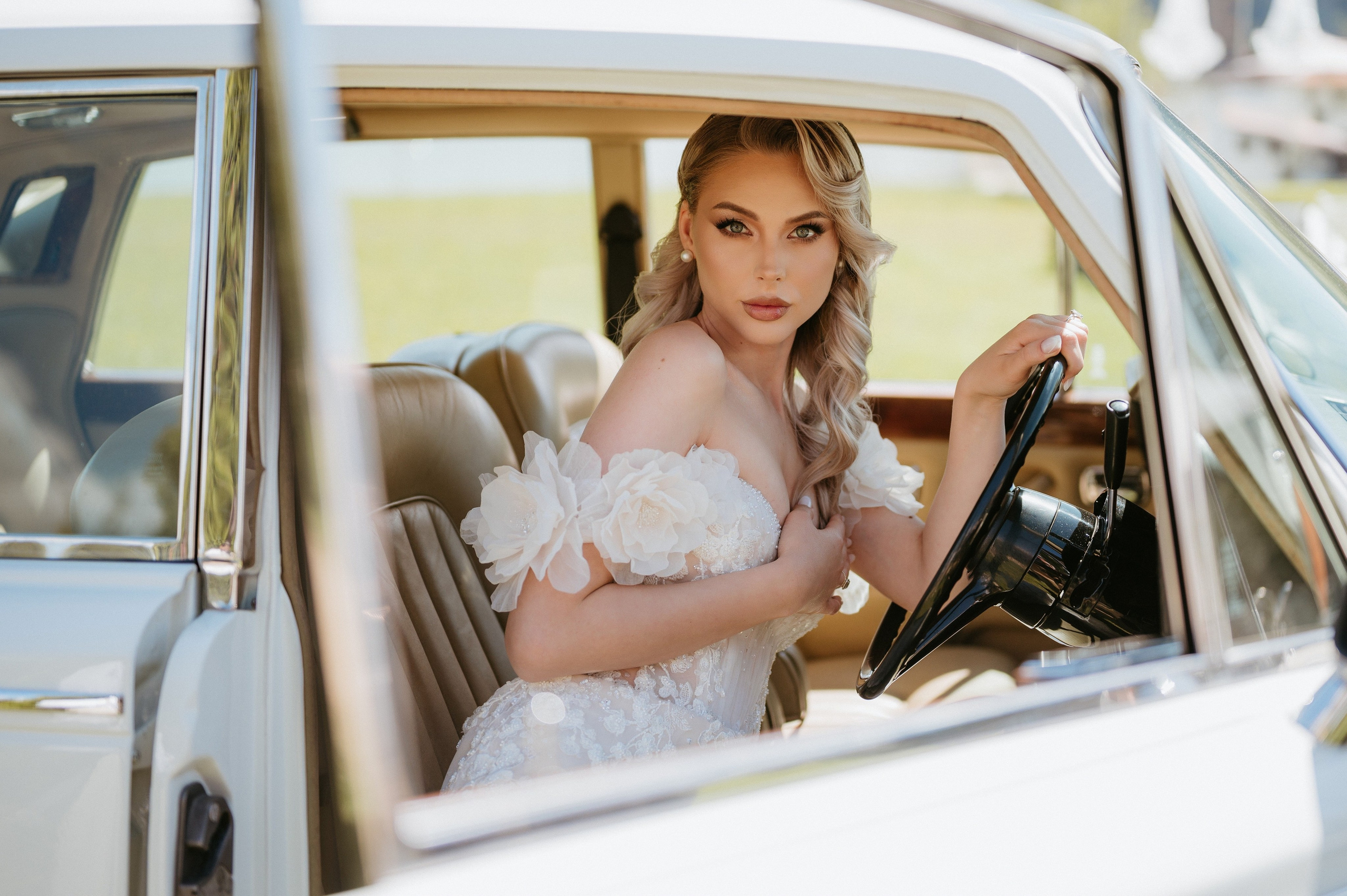 Cristina – Ședință foto bridal editorial | Valentin Melen. Valentin Melen - fotograf de nunta 🤍