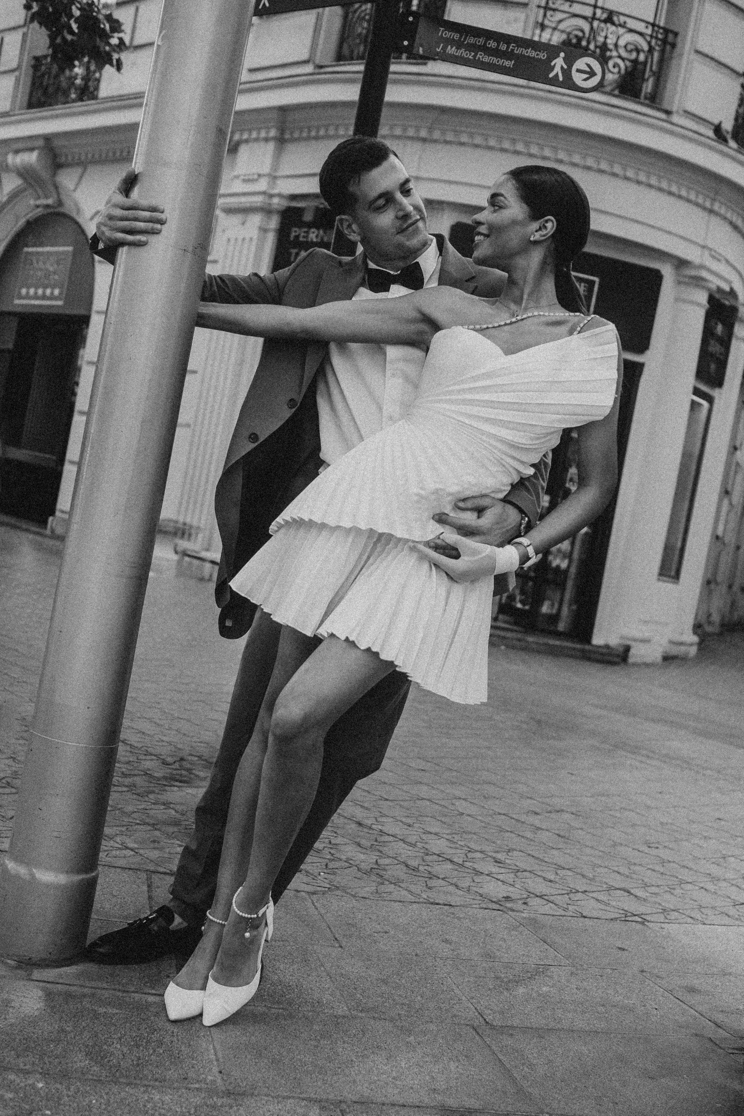 Carol & Ivan. Paola wedding photographer / videographer in Barcelona