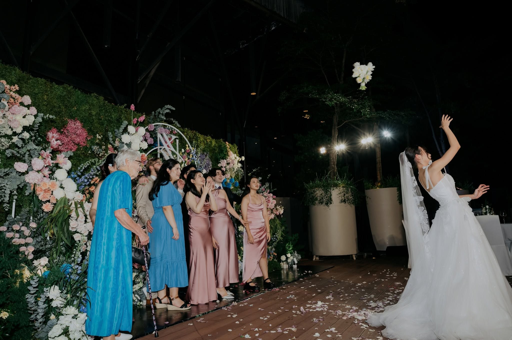 𝐊𝐞𝐥𝐥𝐢𝐞 & 𝐍𝐢𝐤𝐥𝐚𝐬 / Destination Wedding. Saigon Wedding Present | Art Beyond Moments