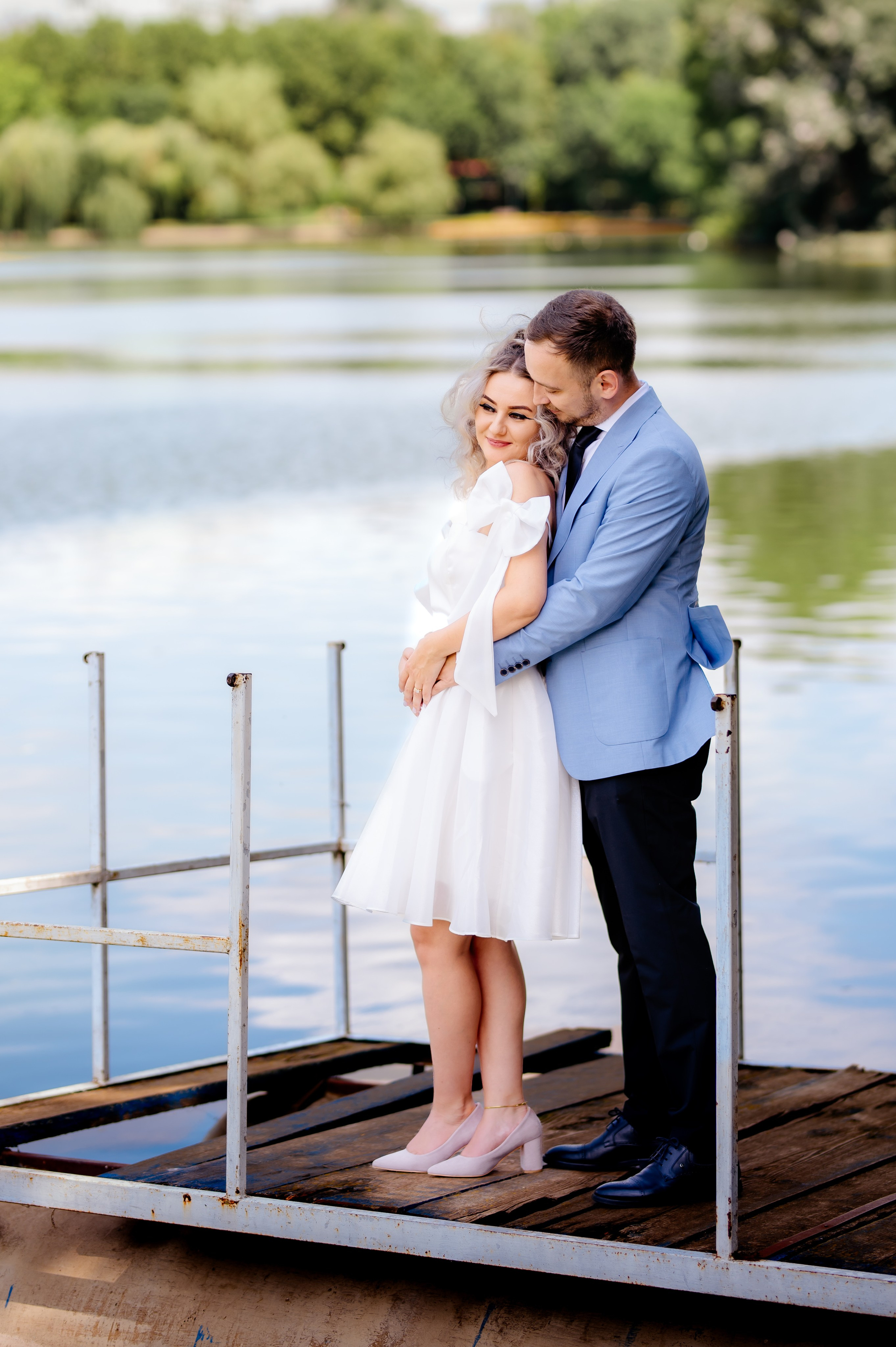 Adelina & Gabriel. Andrei Samuel – Fotograf București | Evenimente, Studio, Imobiliare, Produs