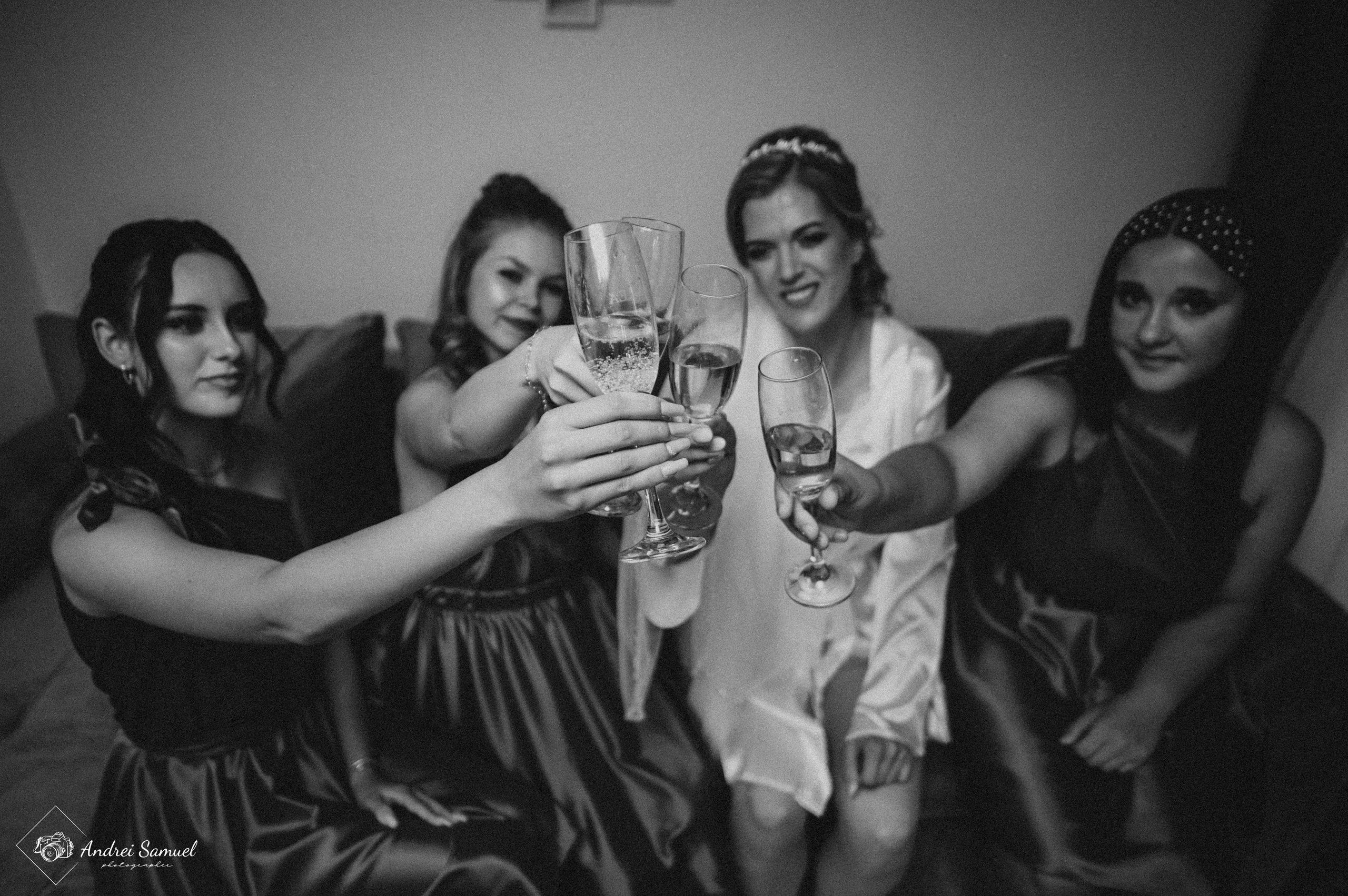 Ana Maria & Bogdan. Andrei Samuel – Fotograf București | Evenimente, Studio, Imobiliare, Produs