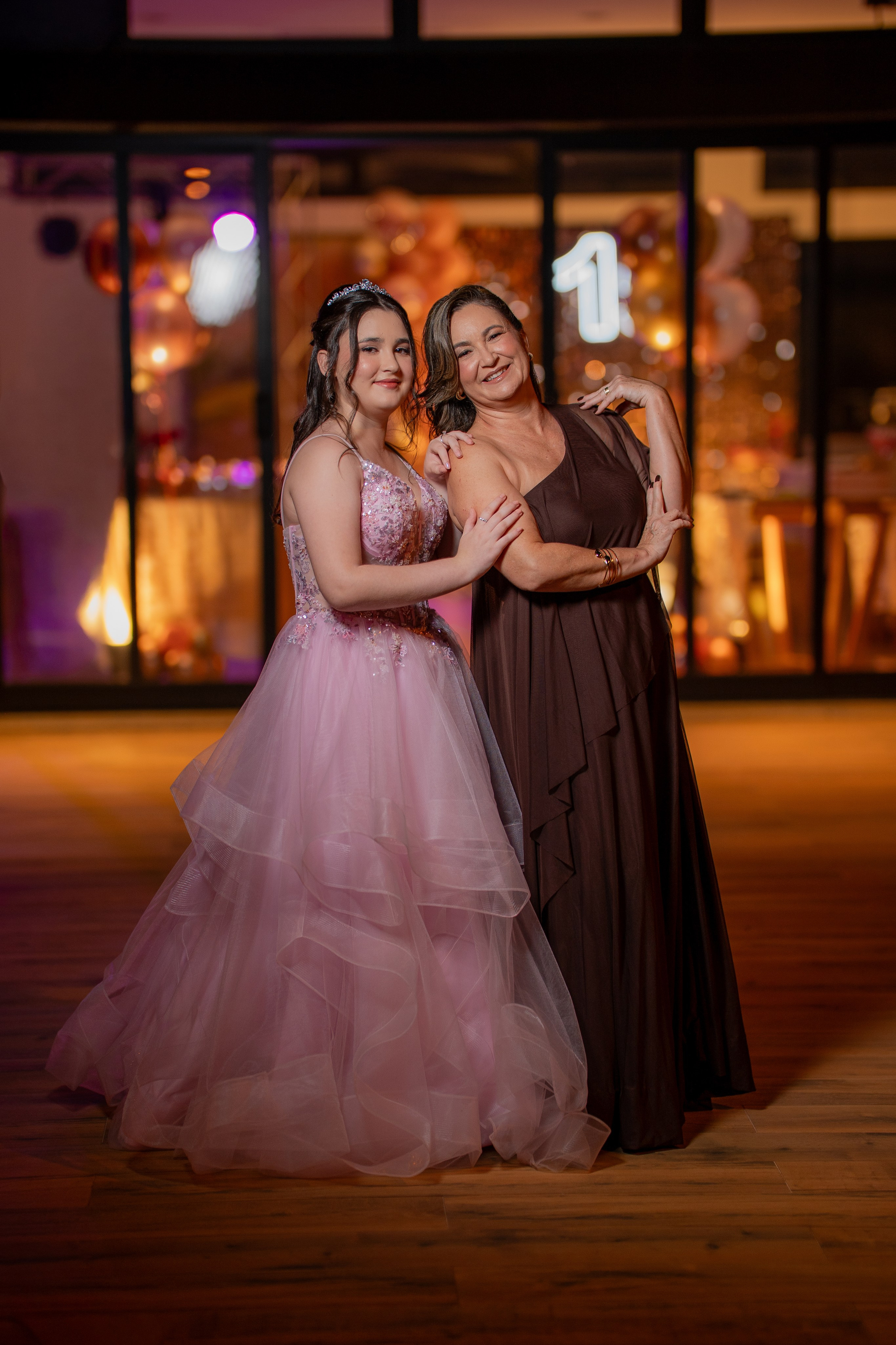 Maria Laura — Villa de León / Bauru SP. Robson Colaço