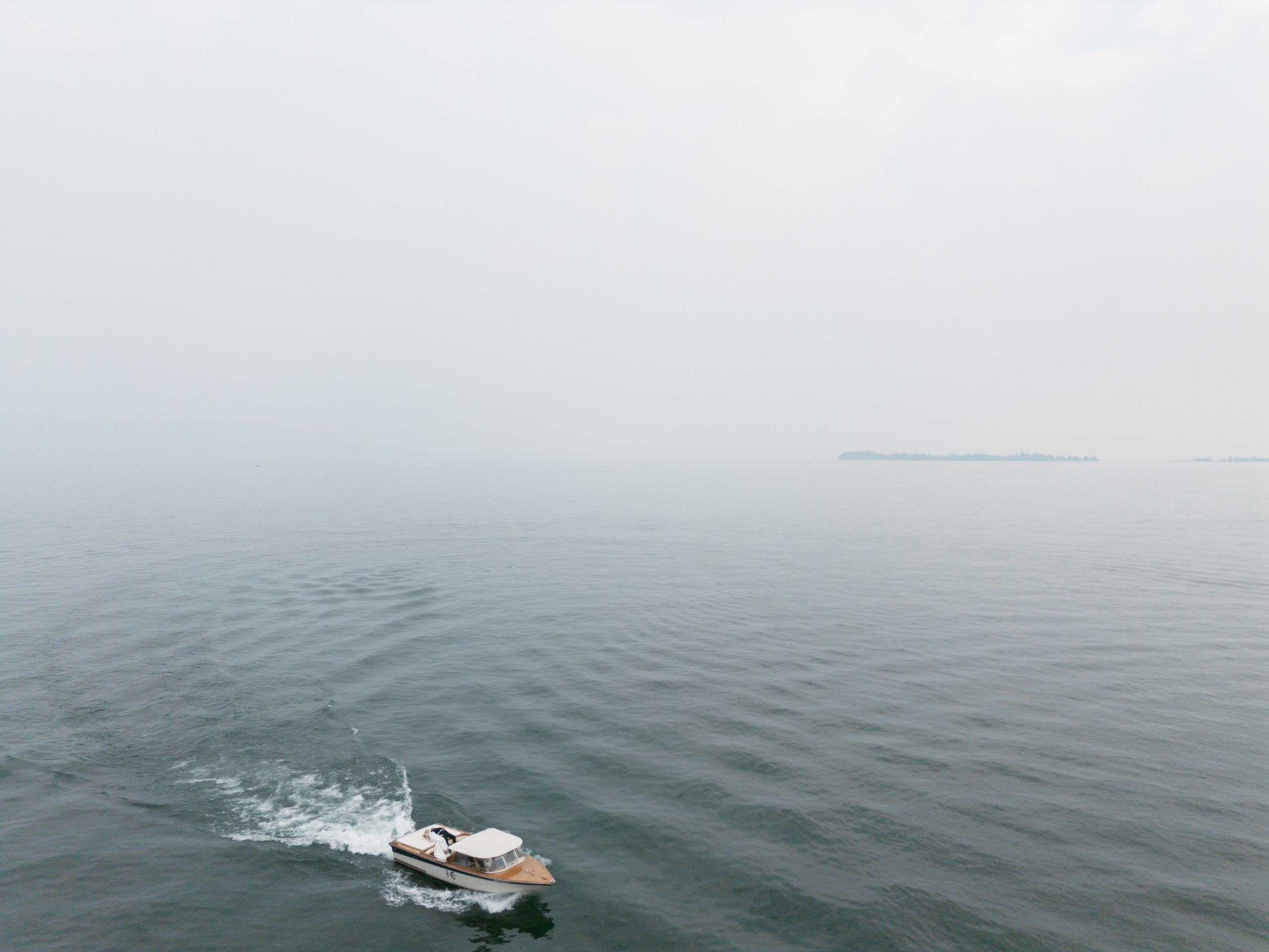 LINDSEY AND ROBERT _LAKE GARDA. PHOTOGRAPHER IN ITALY