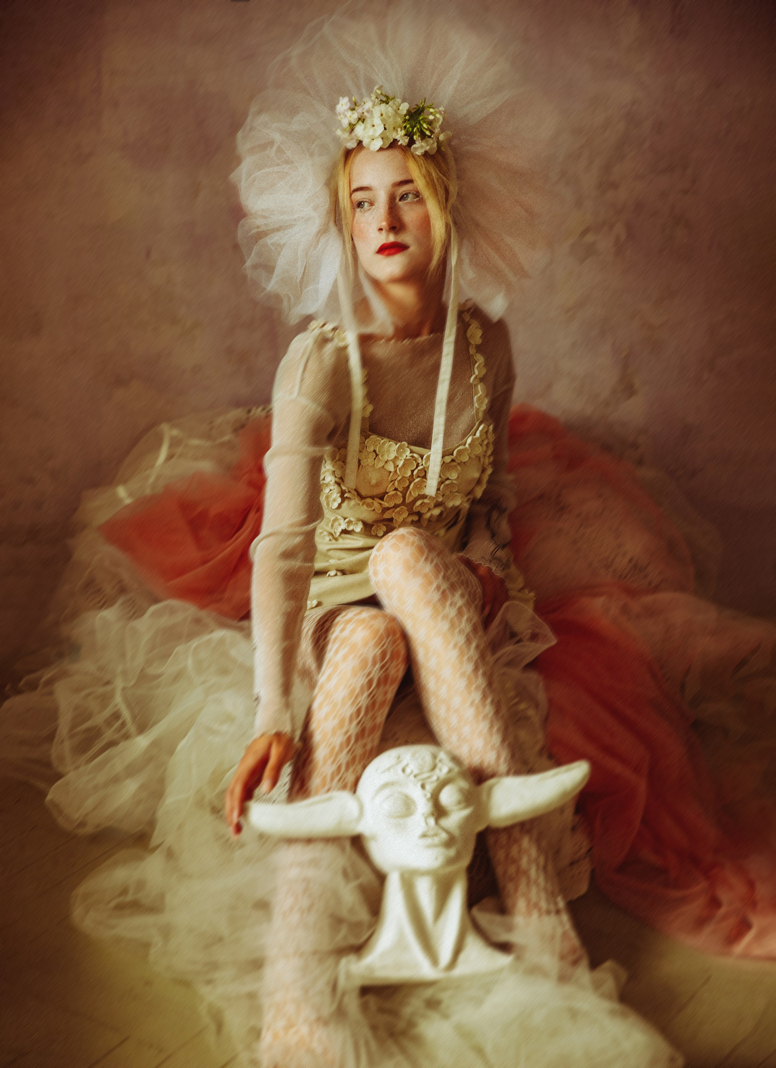 Kleitas dekors: Anita Ance Bruņeniece Kleita: ArtandFashion Riga Jelena  Mihailova Modele: Elīna Marcenkova  MUAH : Elina  Marcenkova  Stils& foto:  Sandra Garanča