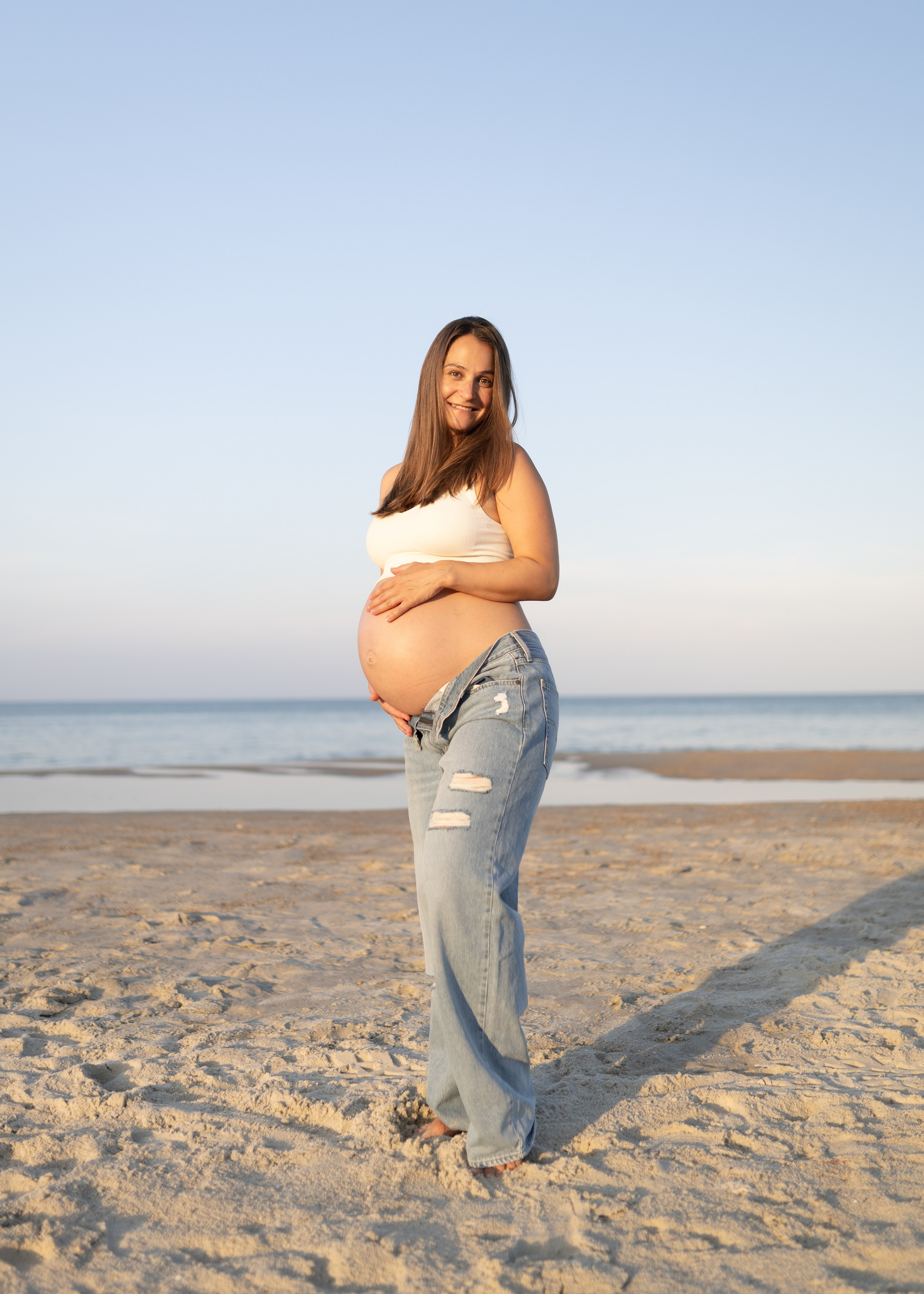 T + A Maternity at the Beach. Portrait and couples photographer in Florida, Valeriia Honcharova