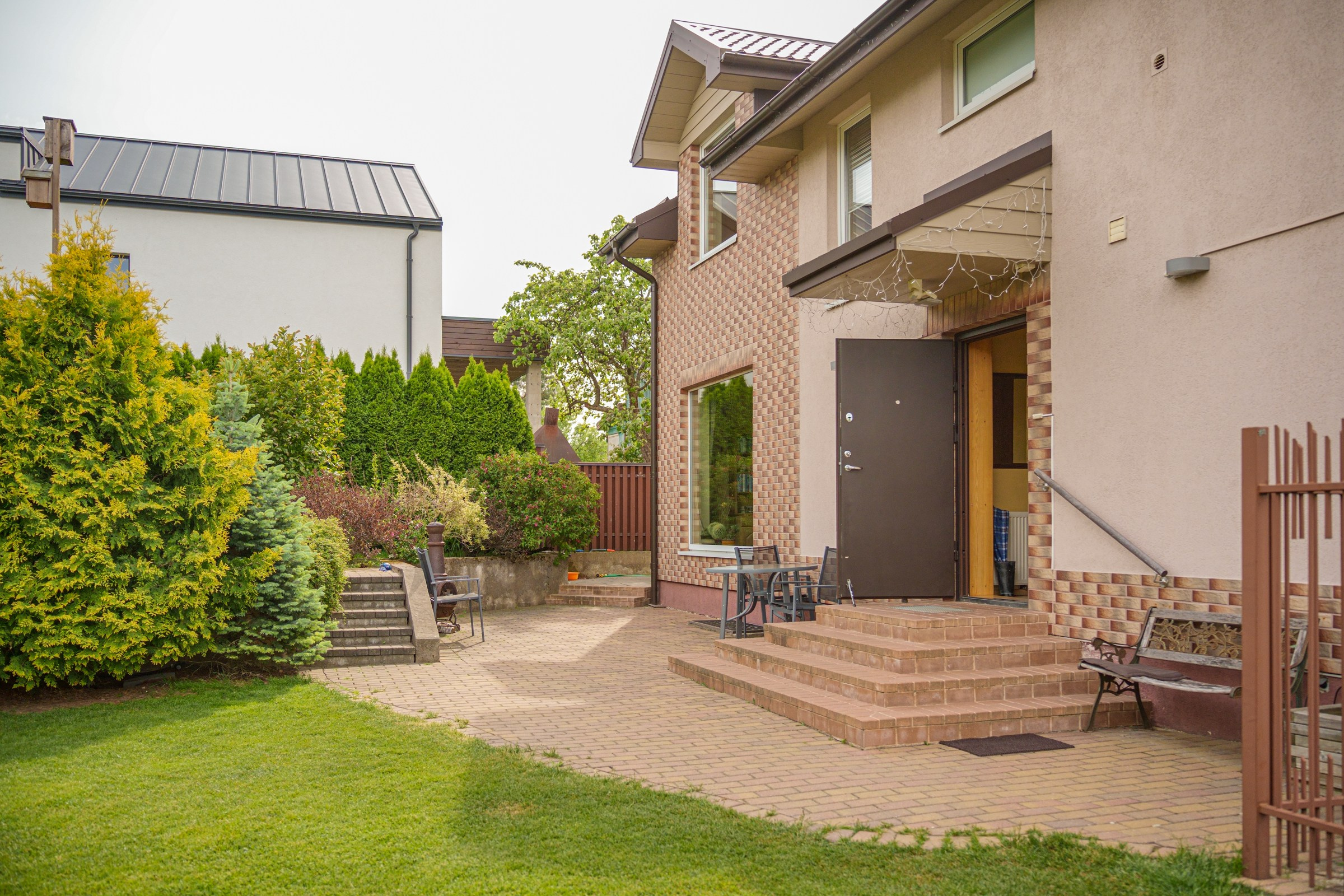 Viršupio sodų 1-oji. Elina Sapiega fotografė Vilniuje