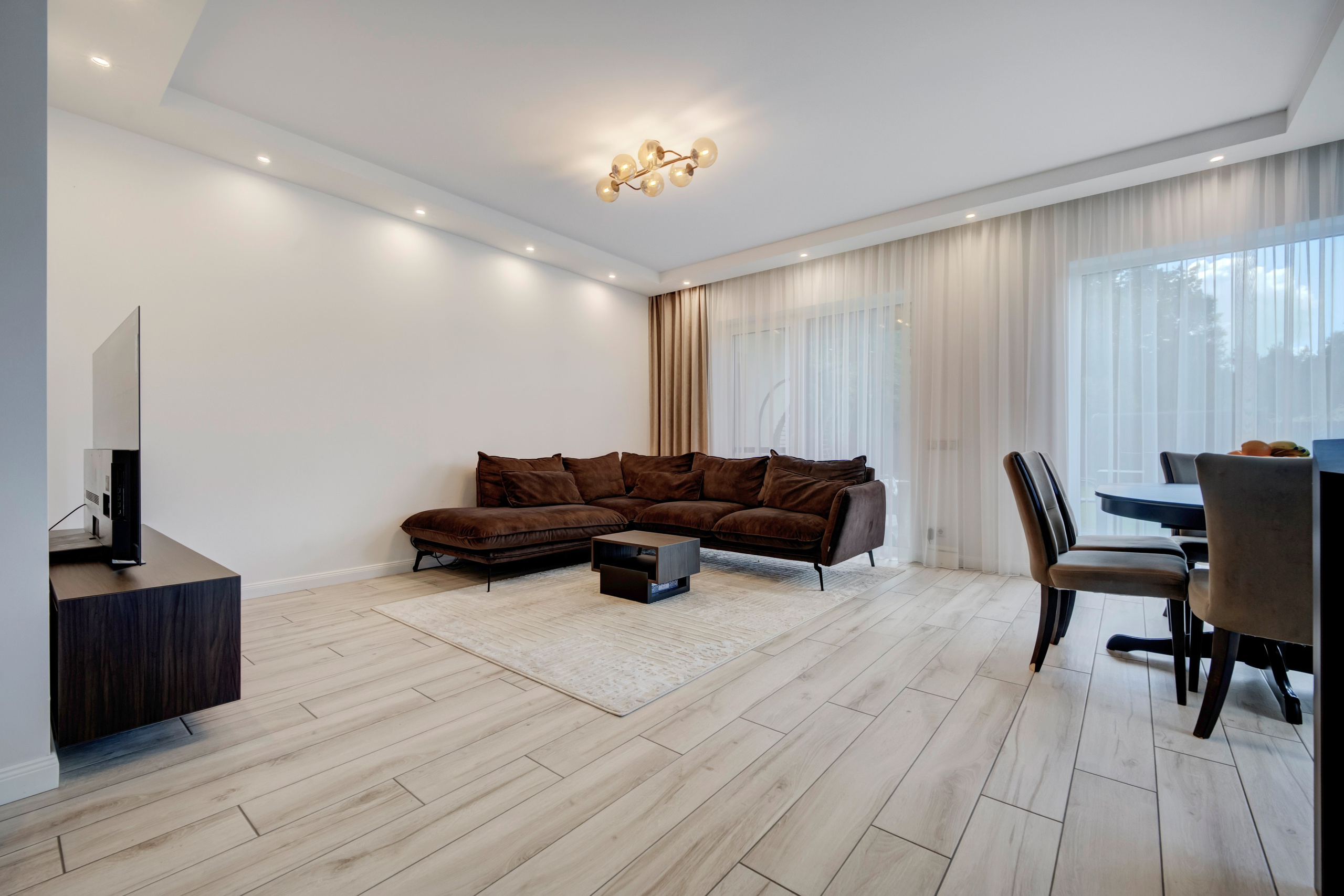 Č. Milošo g. Zujūnai, Vilnius. Elina Sapiega fotografė Vilniuje