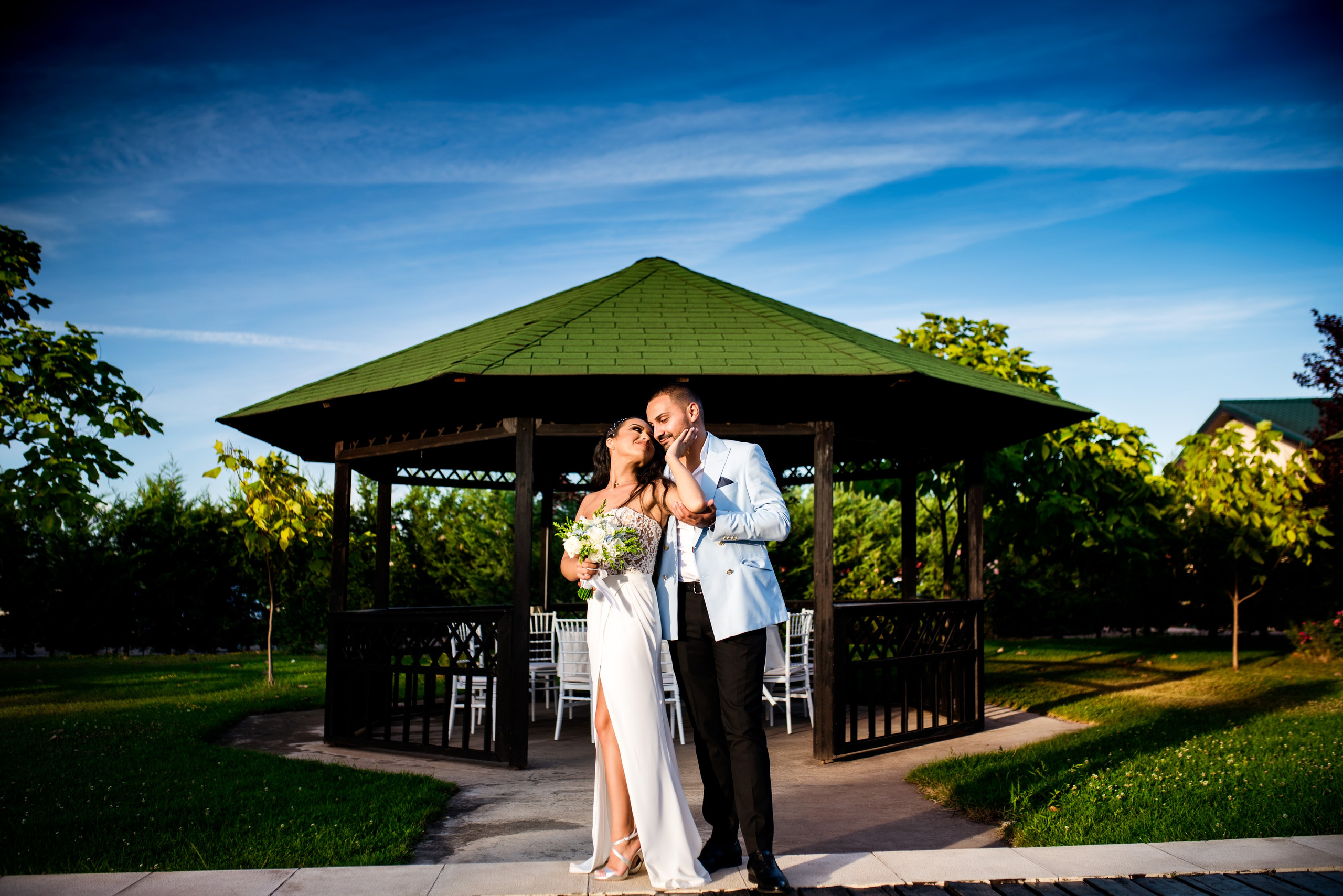 Roxana - Iuli. Fotograf nunta si evenimente Giurgiu