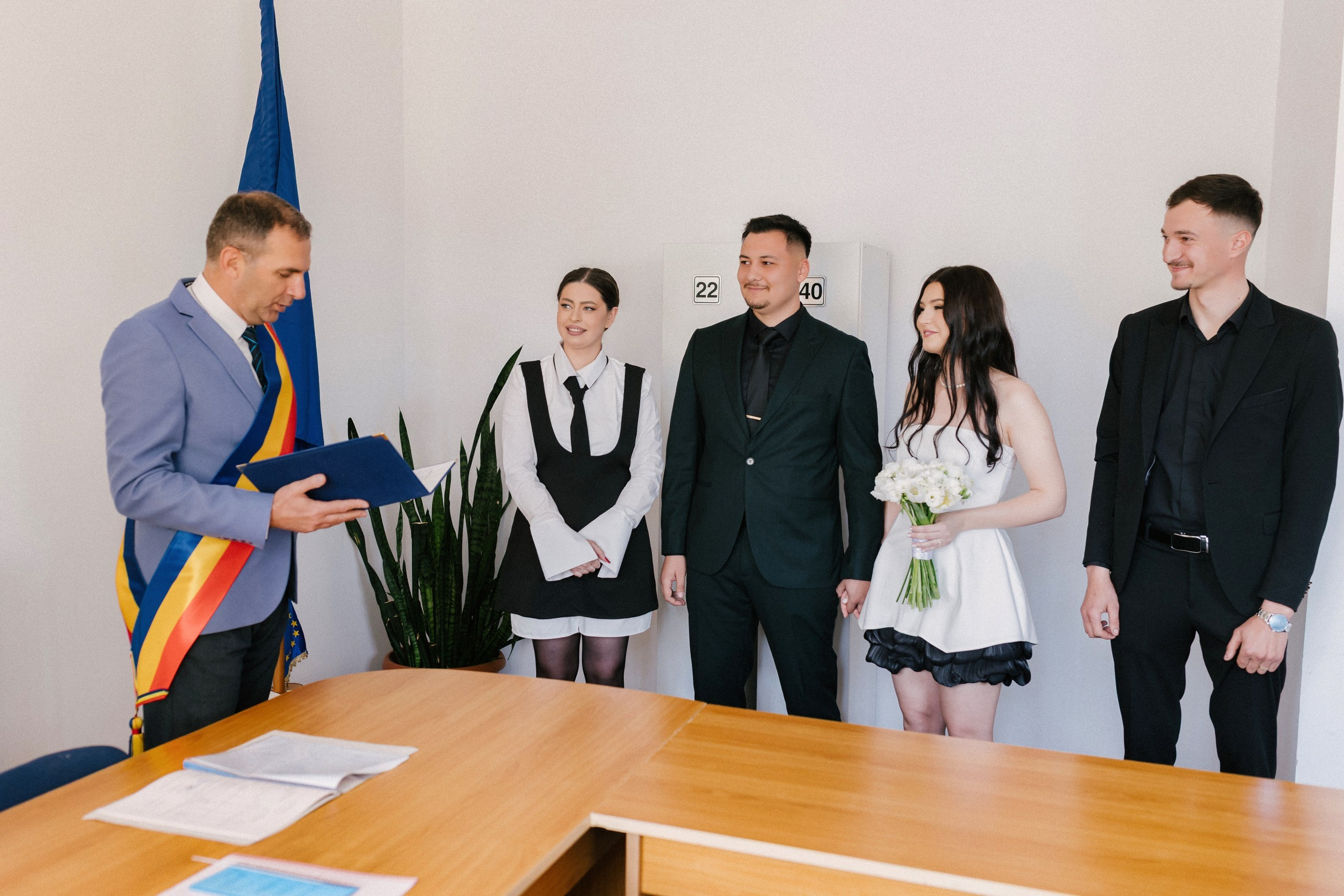 1. Alin Chirilă fotograf stare civilă Cordăreni Botoșani – Răzvan și Andra în ziua cununiei civile, emoții reale surprinse natural2. fotograf stare civilă Cordăreni Botoșani AlinoFotoStudio – miri fericiți după ceremonia civilă alături de familie3. Alin Chirilă fotograf Botoșani – Răzvan și Andra la starea civilă din Cordăreni4. fotograf nuntă Botoșani Alin Chirilă – ședință foto de cuplu în grădina de vară Casa Lux5. AlinoFotoStudio fotograf stare civilă Botoșani – portrete romantice cu Răzvan și Andra după cununia civilă6. fotograf evenimente Botoșani Alin Chirilă – miri și nași la restaurant Indigo - Casa Lux7. fotograf Cordăreni Botoșani – moment emoționant la semnarea actelor de căsătorie surprins de Alin Chirilă8. Alin Chirilă povestitor prin fotografie – stare civilă elegantă în județul Botoșani9. fotograf cununie civilă Botoșani – cadre naturale cu familia și apropiații la Casa Lux10. AlinoFotoStudio fotograf nuntă Botoșani – Răzvan și Andra la începutul unei noi povești de iubire - fotograf-Botoșani-fotograf-nuntă-Botoșani-fotograf-evenimente-Botoșani-servicii-foto-video-Botoșani-cununie-civilă-Cordăreni-Alin-Chirilă-fotograffotograf-nuntă-Botoșani-fotograf-stare-civilă-Botoșani-fotograf-Cordăreni-fotograf-evenimente-AlinoFotoStudioservicii-foto-video-Botoșani-fotograf-profesionist-Botoșani-fotograf-cununie-civilă-fotograf-nuntă-Cordărenifotograf-evenimente-Botoșani-fotograf-botez-Botoșani-fotograf-nuntă-Botoșani-Alin-Chirilă-povestitor-prin-fotografiefotograf-Botoșani-fotograf-Suceava-fotograf-Iași-fotograf-nuntă-moldova-servicii-foto-videofotograf-cununie-civilă-Botoșani-fotograf-stare-civilă-Cordăreni-fotograf-miri-Botoșanifotograf-restaurante-Botoșani-fotograf-Casa-Lux-Botoșani-fotograf-petrecere-eveniment-BotoșaniAlinoFotoStudio-fotograf-Botoșani-fotograf-nuntă-premium-fotograf-evenimente-private-Botoșanifotograf-nuntă-ieftin-Botoșani-fotograf-bun-Botoșani-fotograf-recomandat-Botoșani-servicii-fotofotograf-miri-Botoșani-fotograf-love-story-Botoșani-fotograf-ședință-foto-Botoșani-fotograf-cuplu