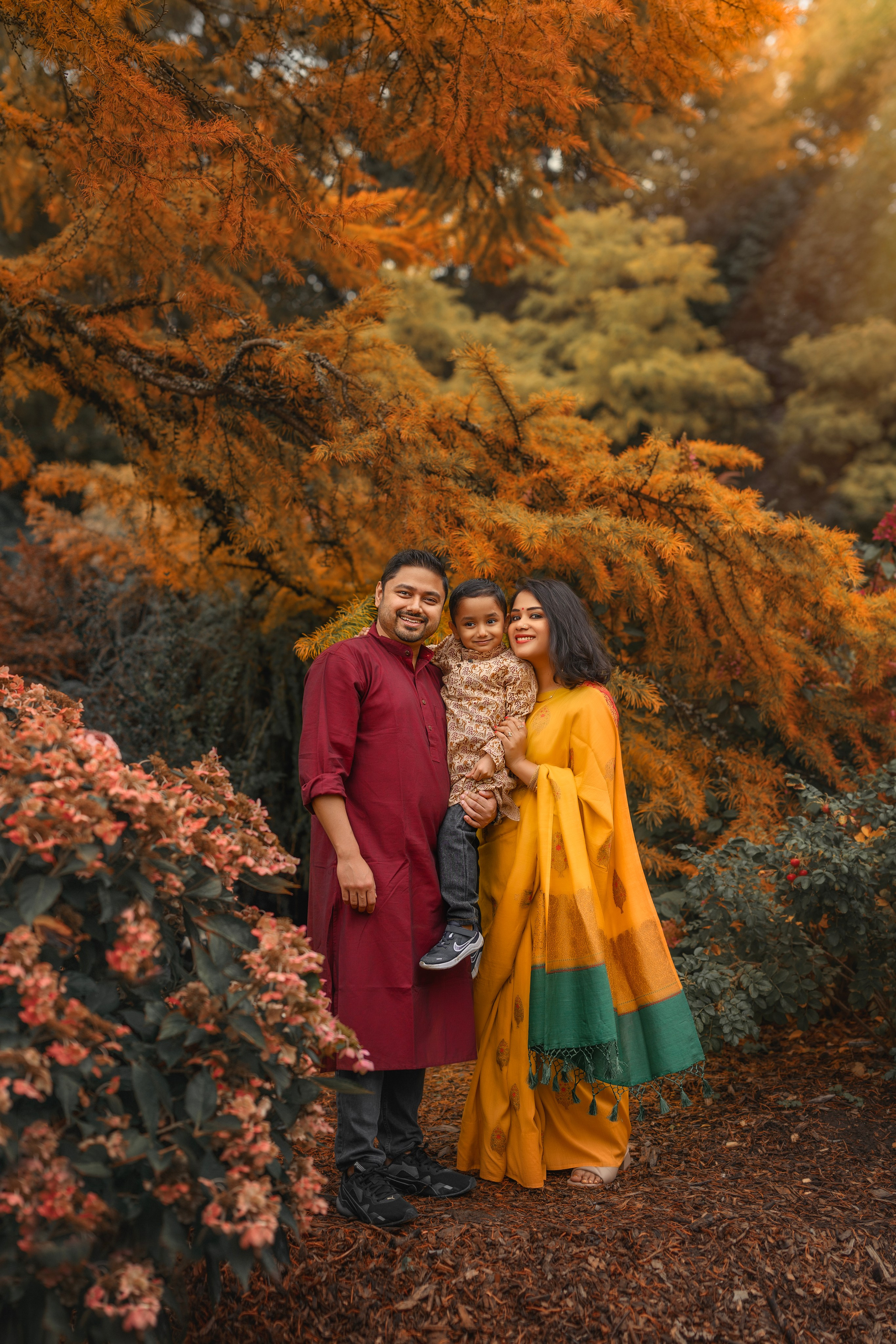 Priyanka. Wedding & family photography in Seattle area. Helen Michelle photographer