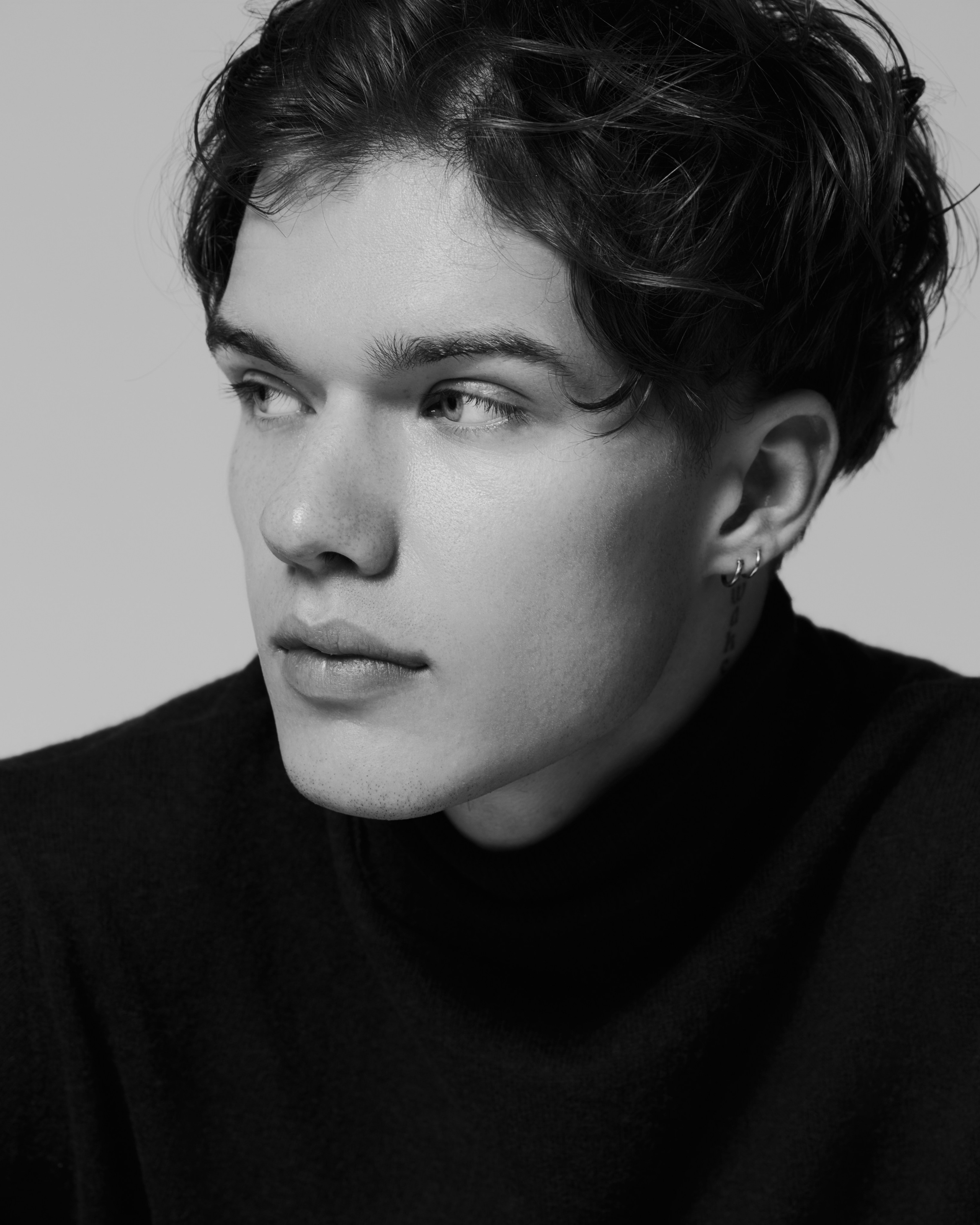 Model Test. Commercial photographer in Prague Razmaev Vadim