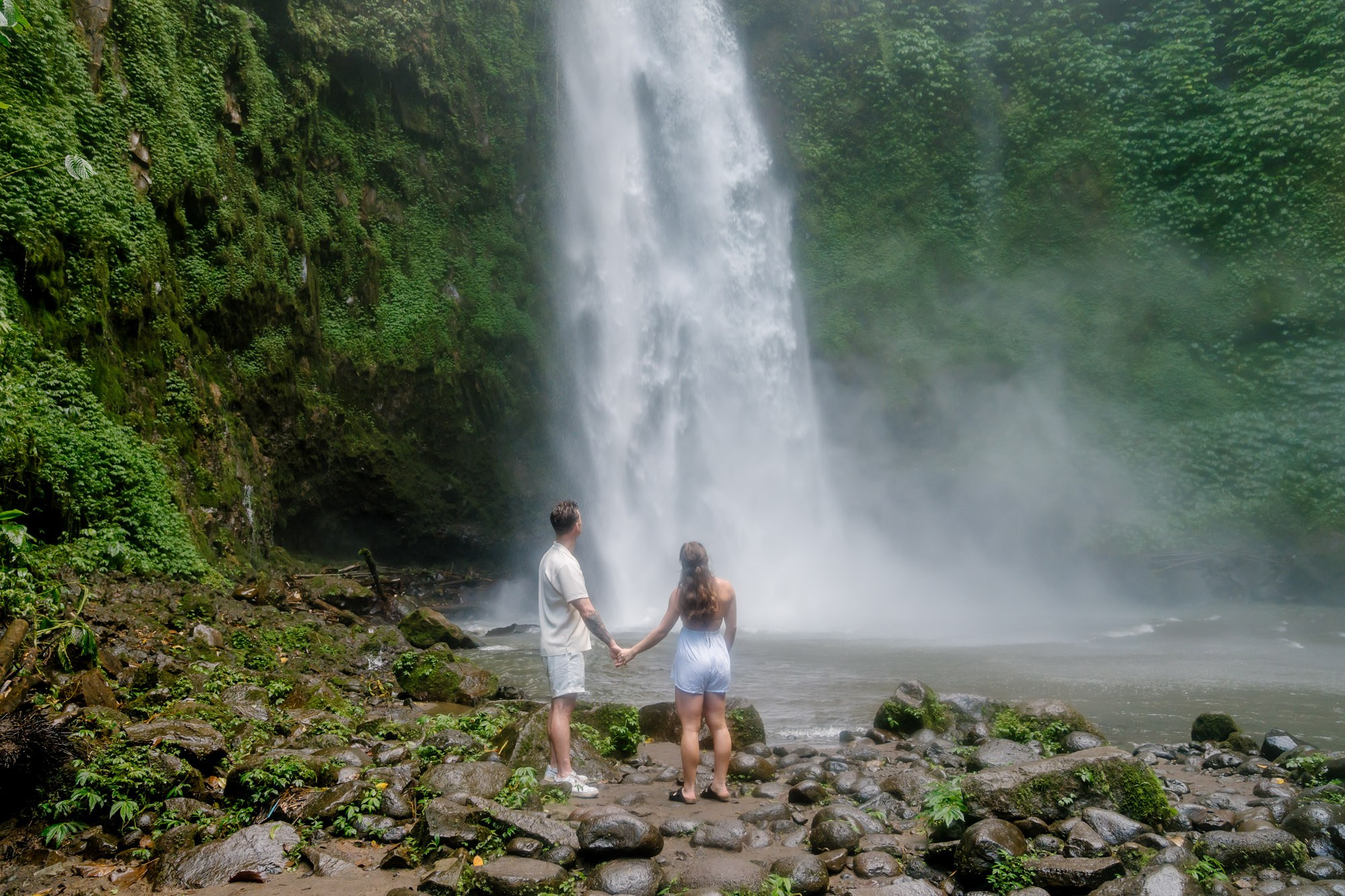 Marriage Proposal. Female Photographer in Bali