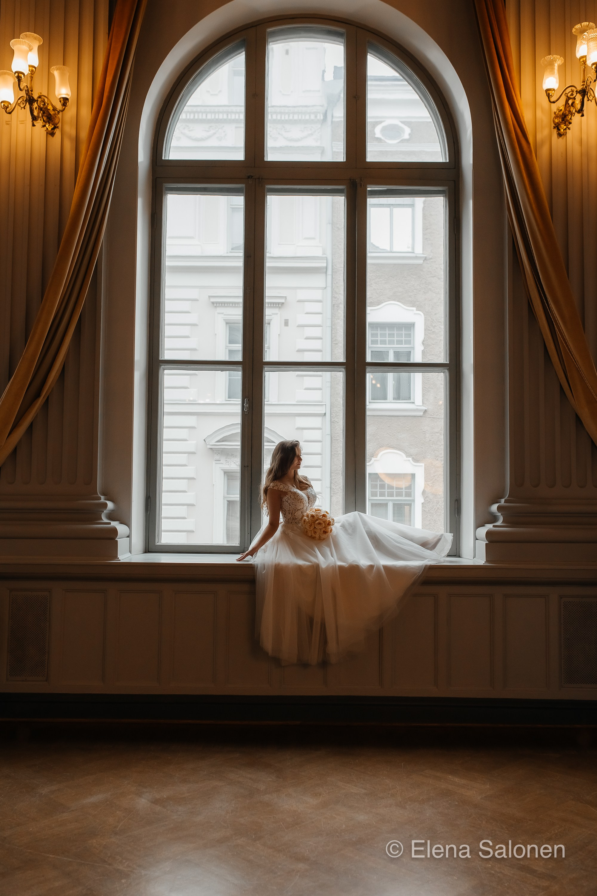 Iso hääkuvaus Helsingissä. Valokuvaaja Lahti, Helsinki Elena Salonen