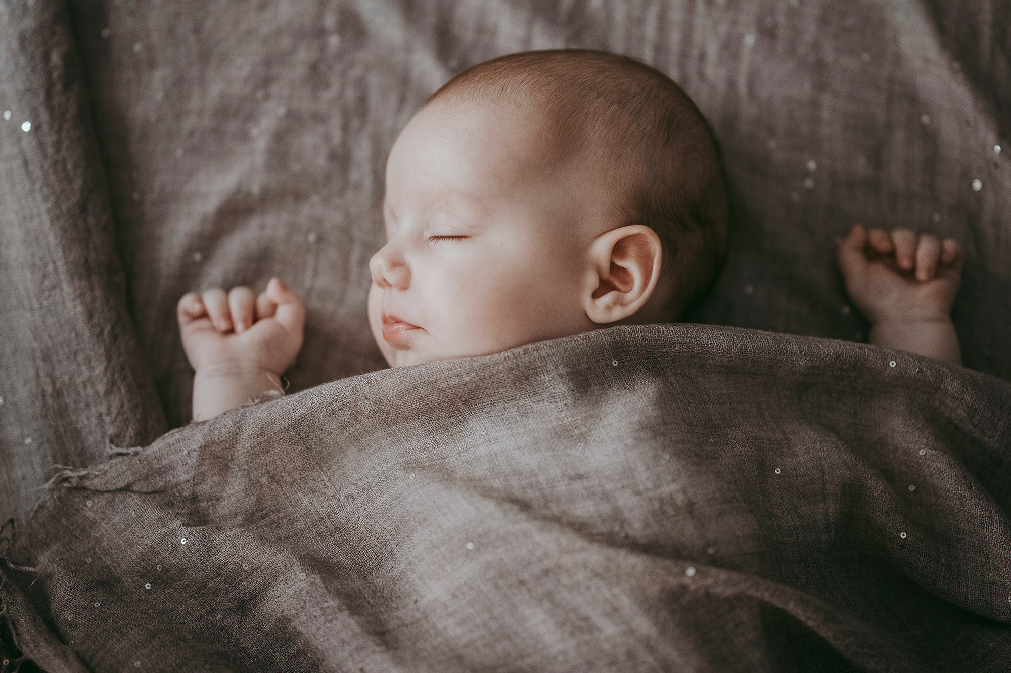 Vanja prvo fotografisanje. Deciji i porodicni fotograf u Beogradu Oksana Skendzic
