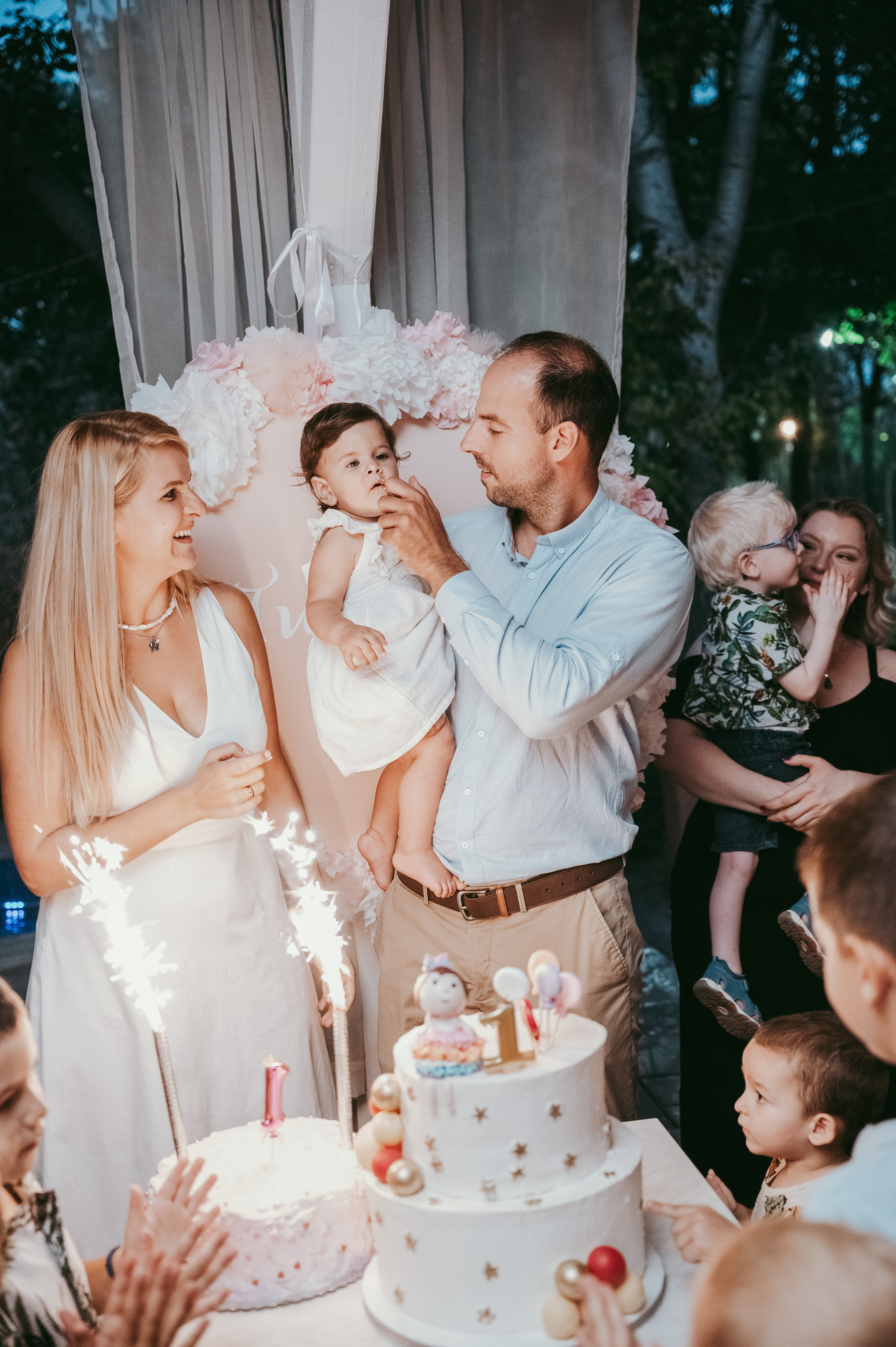 Tijana rodjendan / najava. Deciji i porodicni fotograf u Beogradu Oksana Skendzic