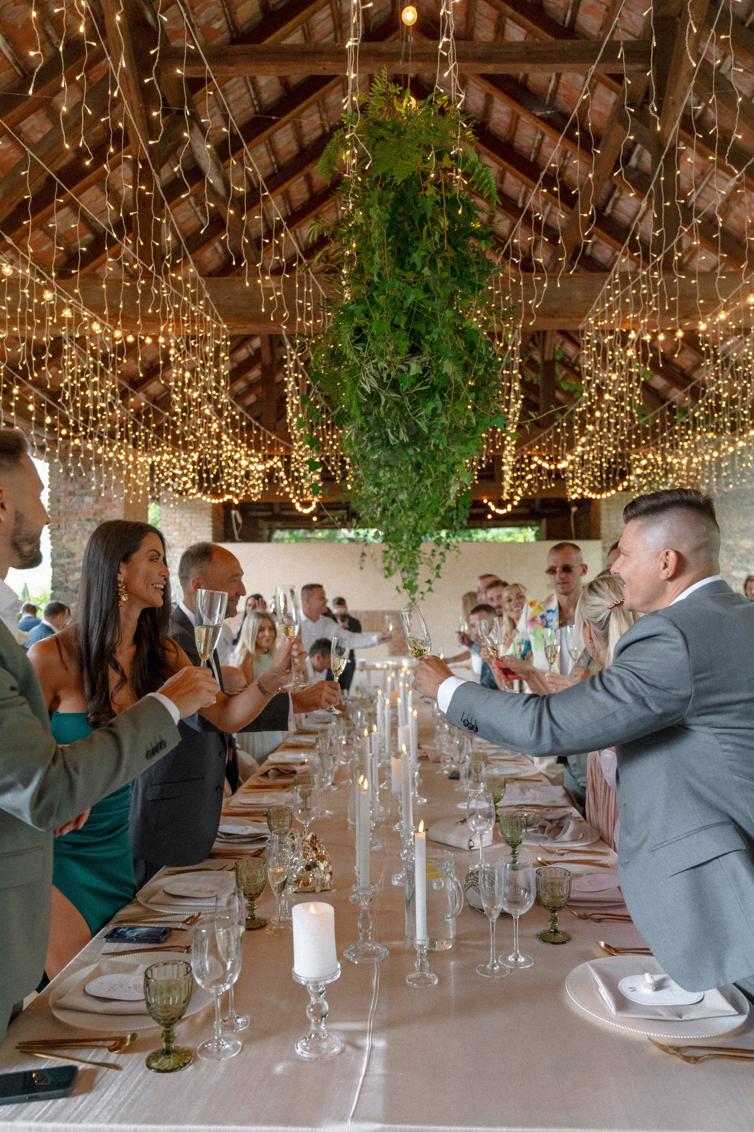 Vintage Wedding at Château Třebešice | RAW Studio Wedding Photography. Raw Studio: Capturing Elegant weddings accross Europe