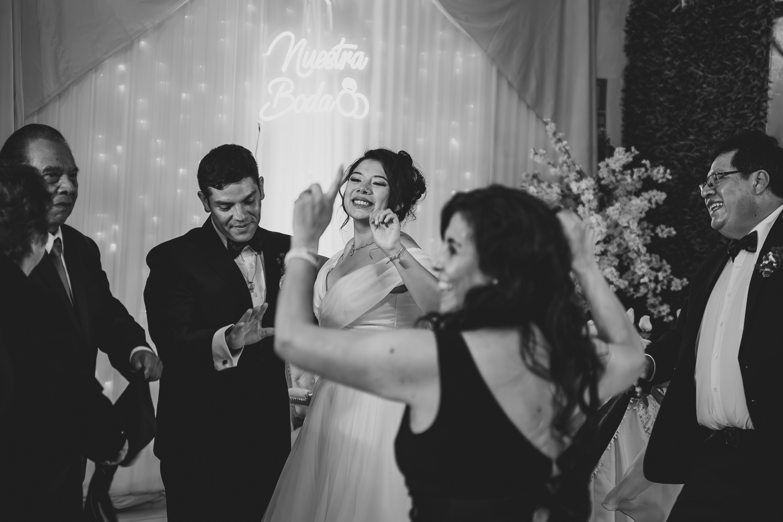 ALEJANDRA + RODRIGO BODA RELIGIOSA. Studio KVTA | Fotografía y Video de Bodas en Arequipa