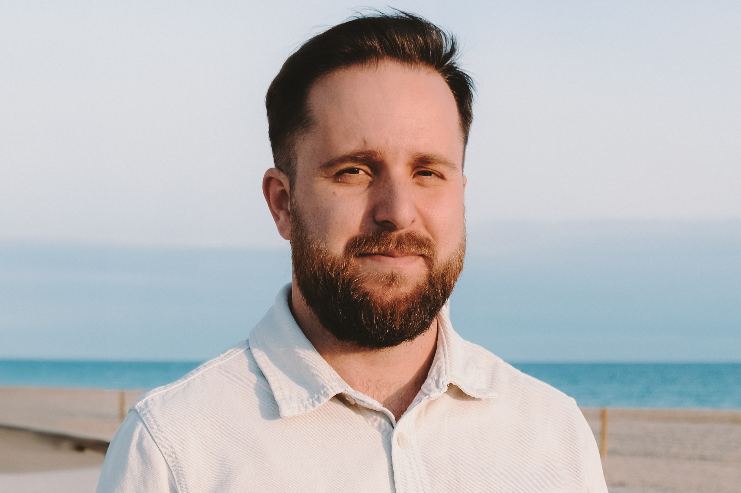 Sesión familiar embarazo. Fotografía profesional en Calafell - Elena Medvedeva