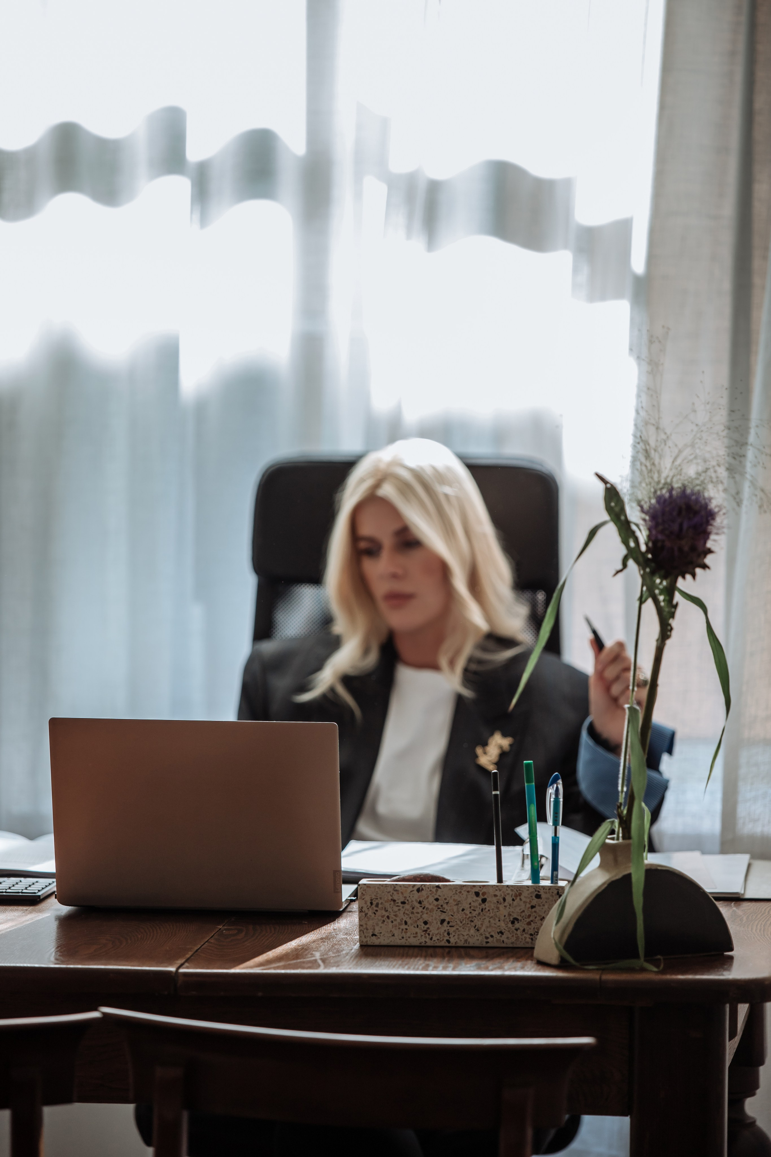 Agata|numerologė, radikalaus atleidimo trenerė. Wedding, christening and family photographers in Vilnius, Lithuania