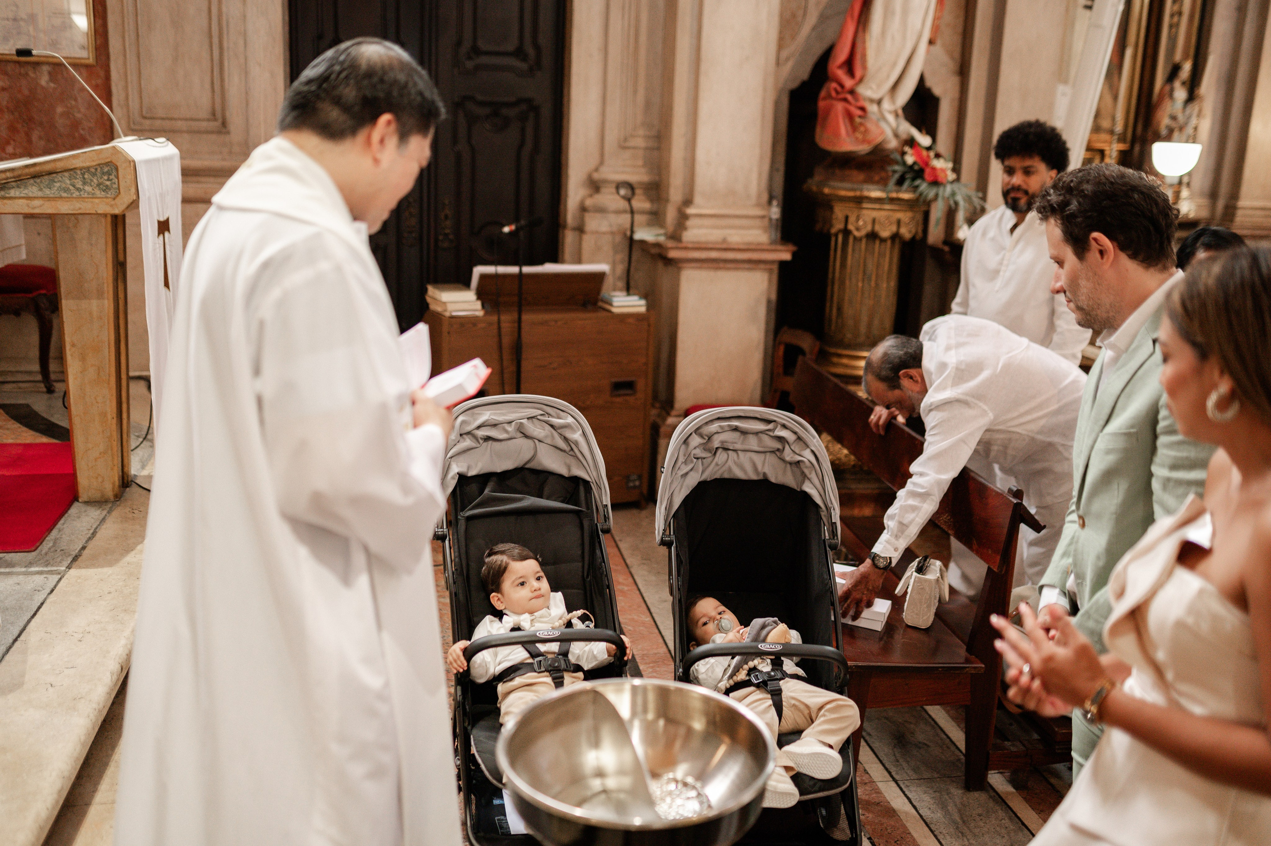 Фотосъёмка крестин — тёплые и значимые моменты. Ваш фотограф в Лиссабоне — Анна Белова