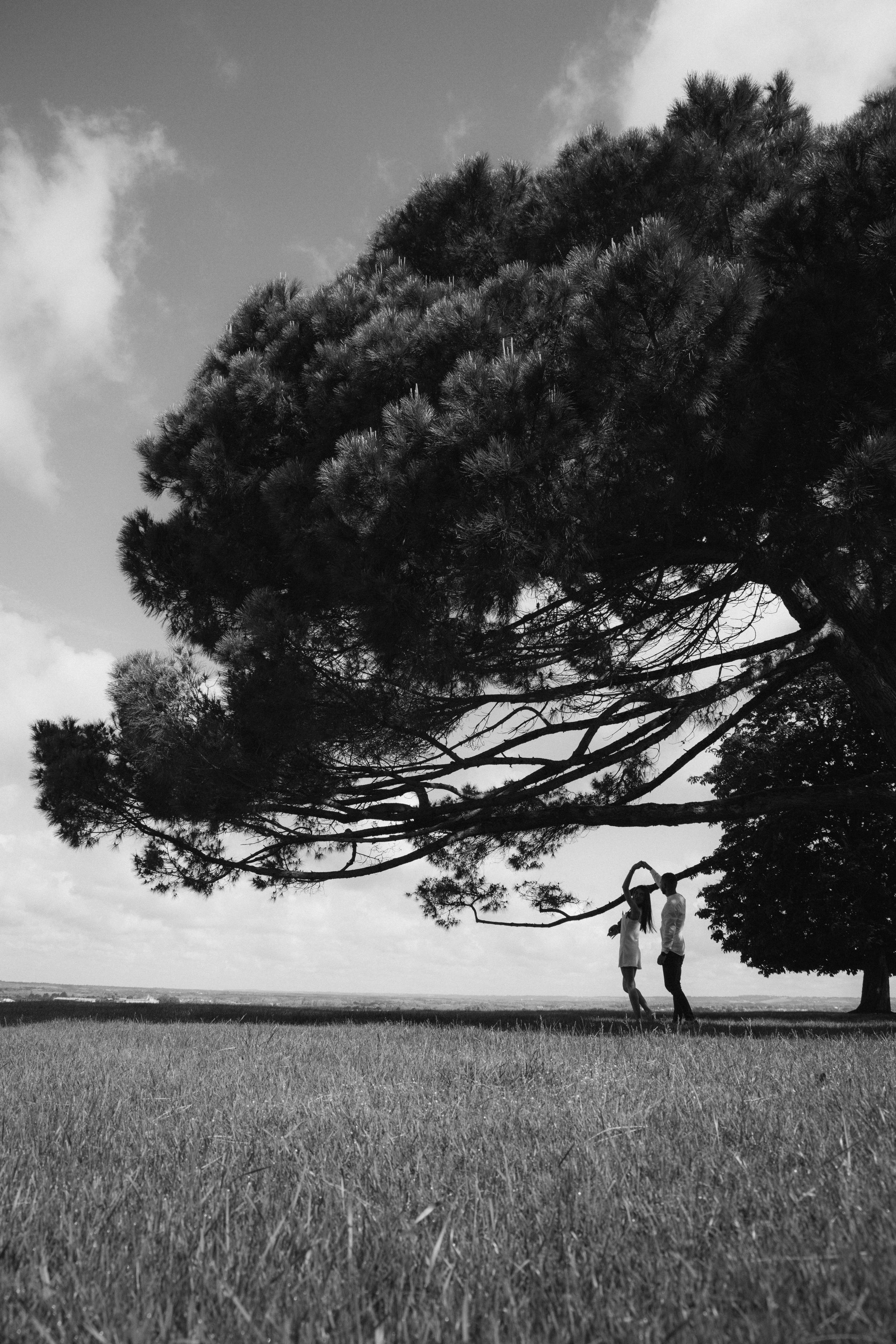 Romantic wedding photography. Weeding Photographer in Bordeaux, Florin Tugui