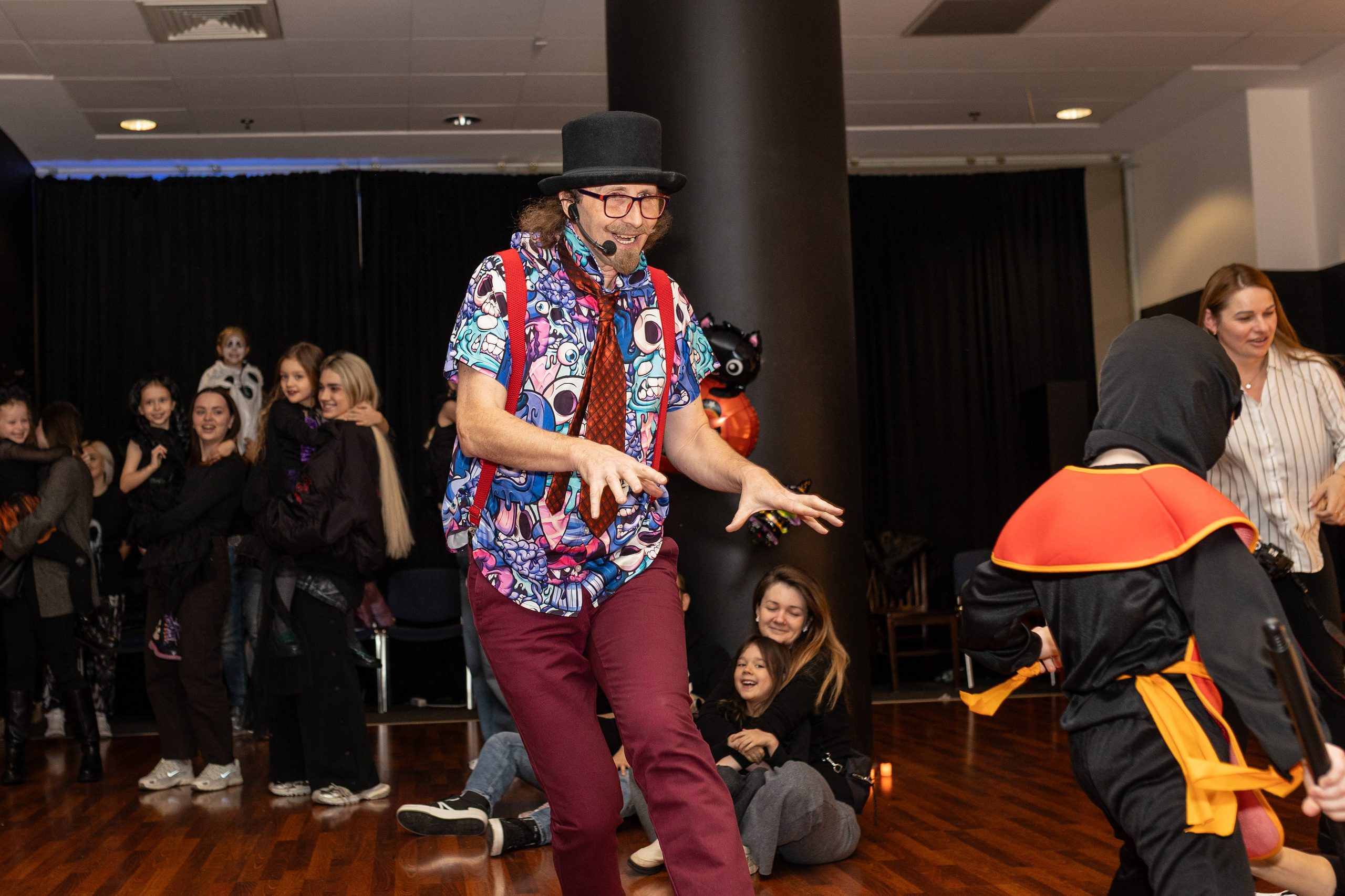 Leo dance studio Helloween 2025. Семейный и детский фотограф в Варшаве Мила Бобровская