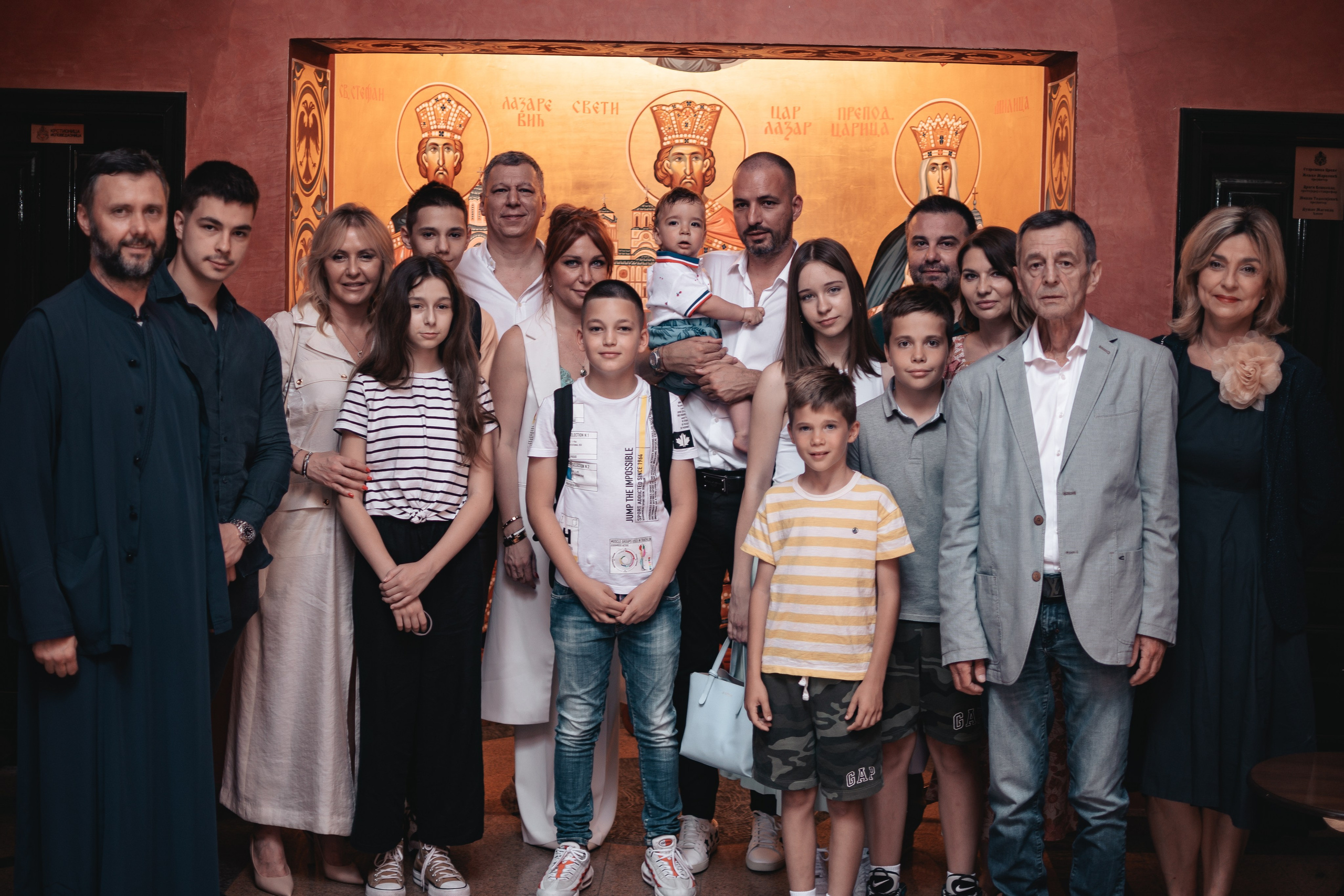 Lazar, krštenje i rođendan. BambinaaPhotography