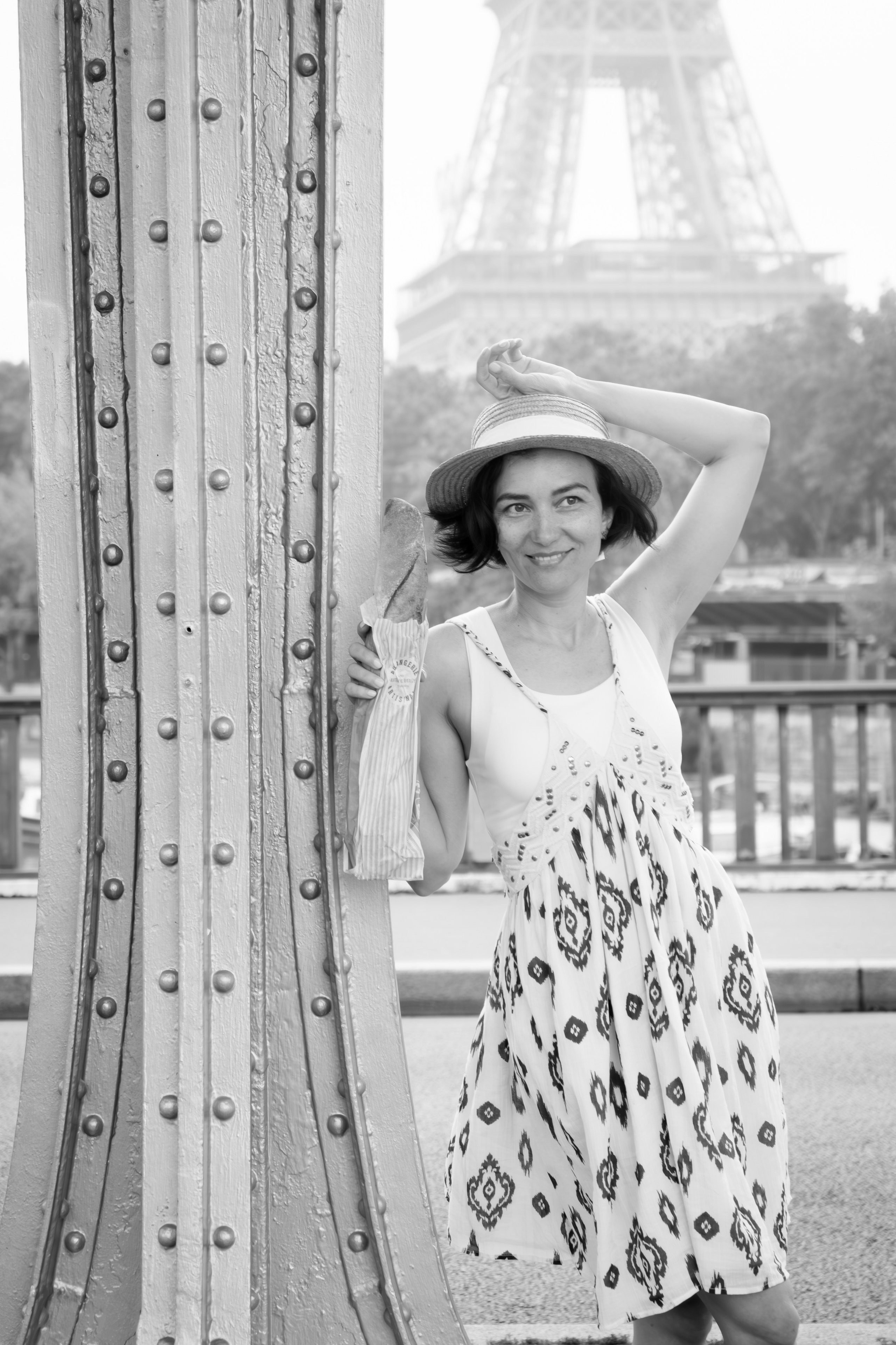 Alfiya’s wedding anniversary in Paris. Photographer in Paris Marina Chaput