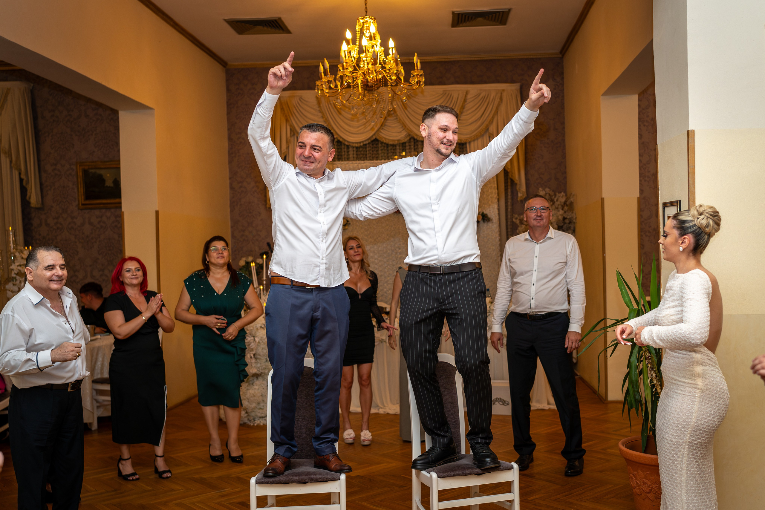 Cununia civilă a lui Tudor și Mădălina – eleganță, emoție și lumină. Event, portrait, and lifestyle photographer