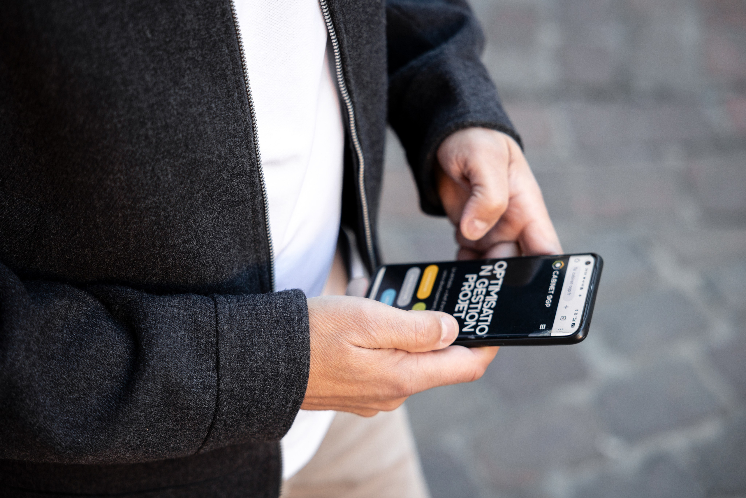 Corporate, events & personal branding photographer in Toulouse | Executive portraits. Eugenie Smirnova — wedding, corporate and lifestyle photographer in Toulouse and Southwest France