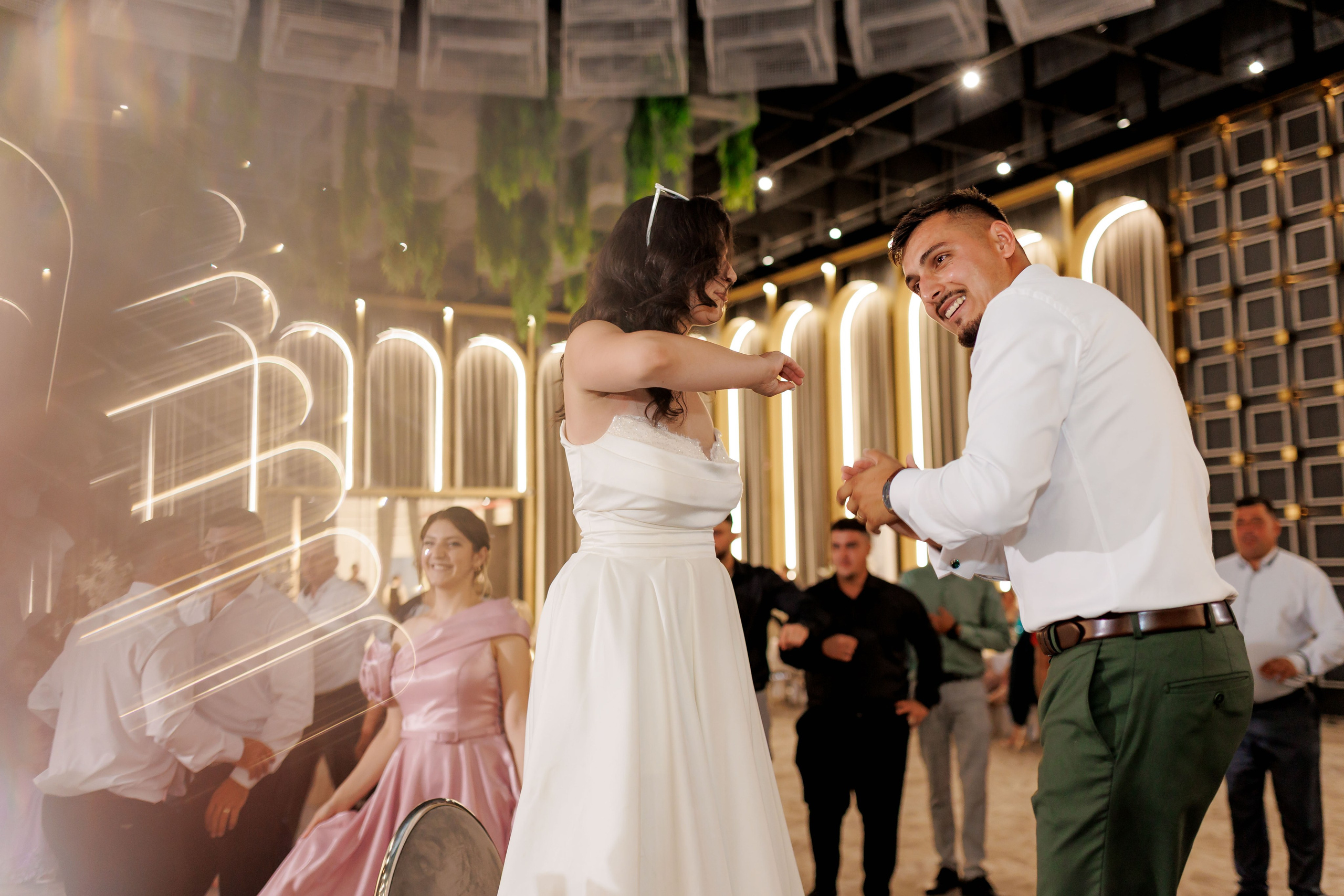 Nunta Nicoleta & Răzvan | Fotografie & Videografie Profesională. Servicii foto-video profesionale, pentru momente de neuitat