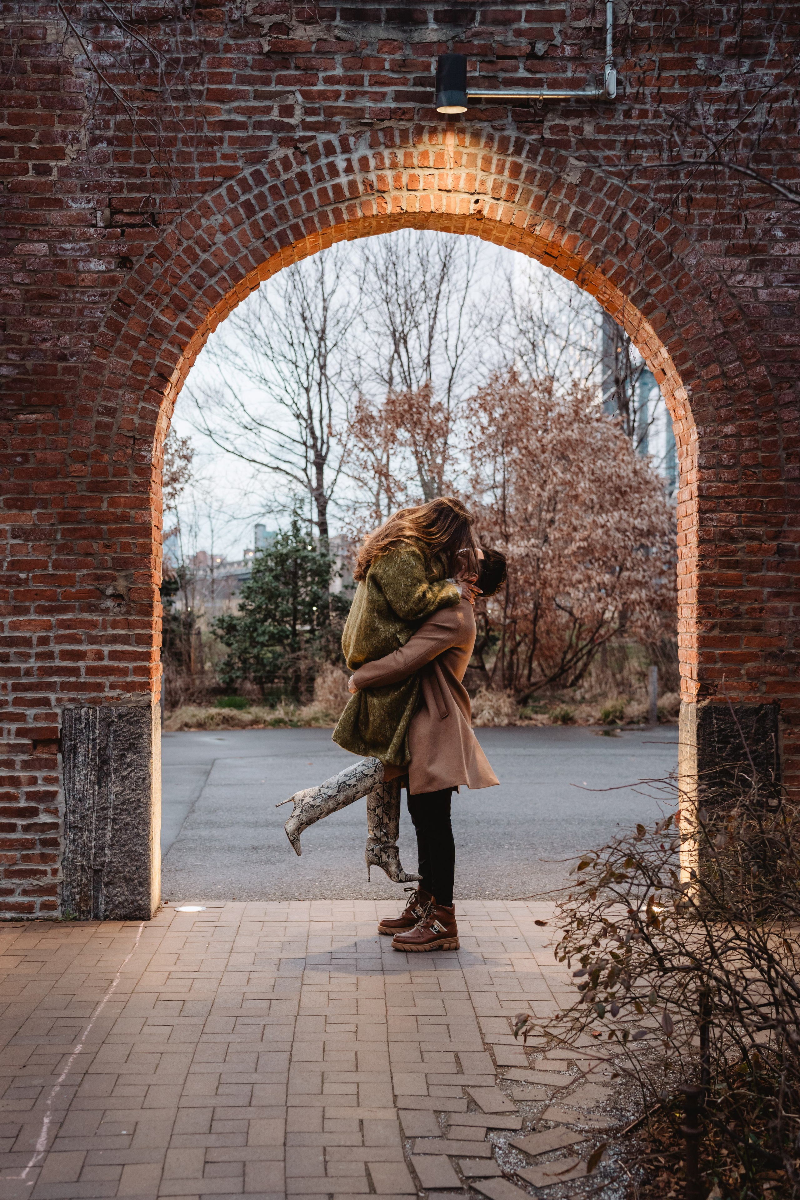 Castenzio&Brenna Proposal. Photographer in New York Faery By Mary