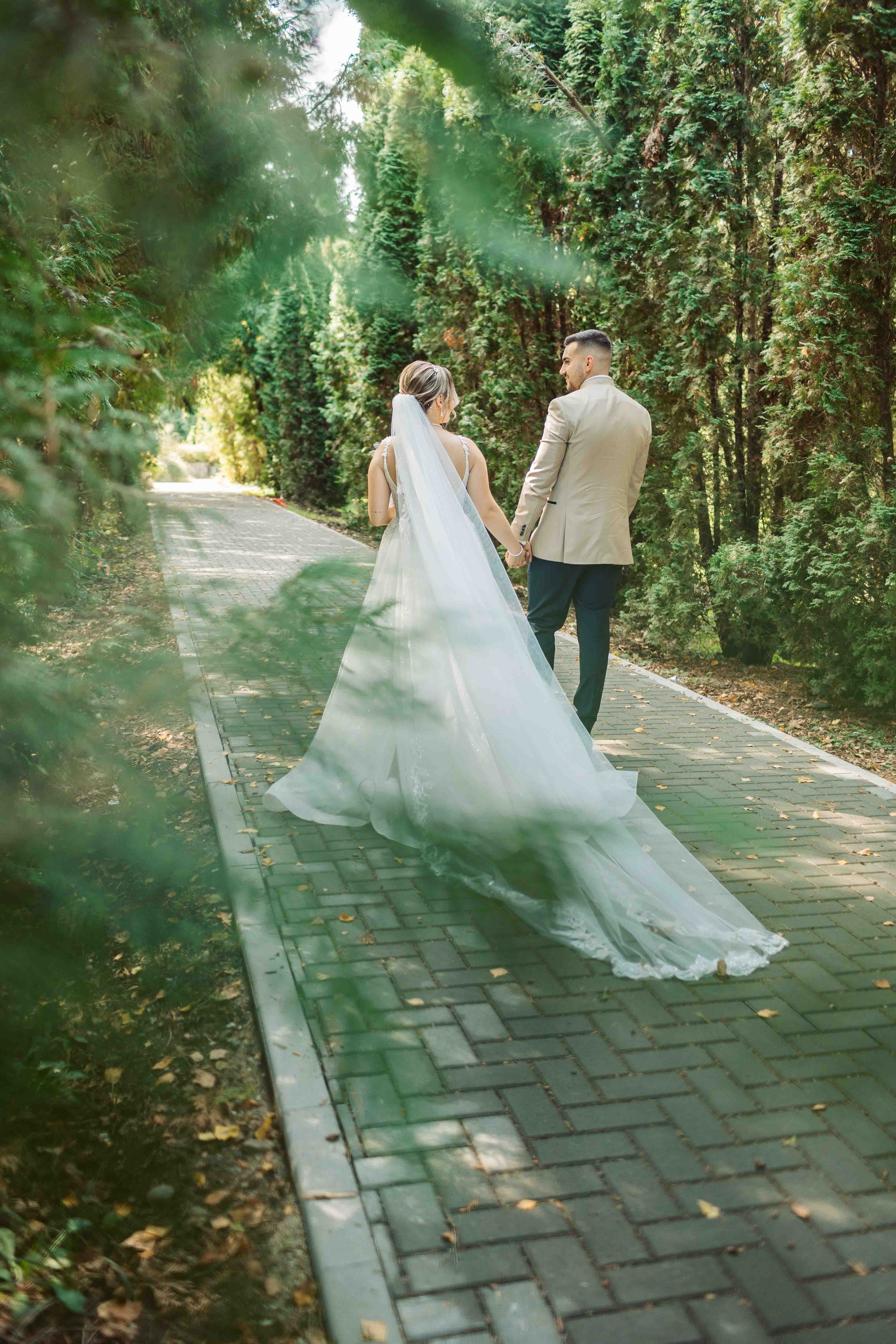 Diana & Lorand. Contrast Studio