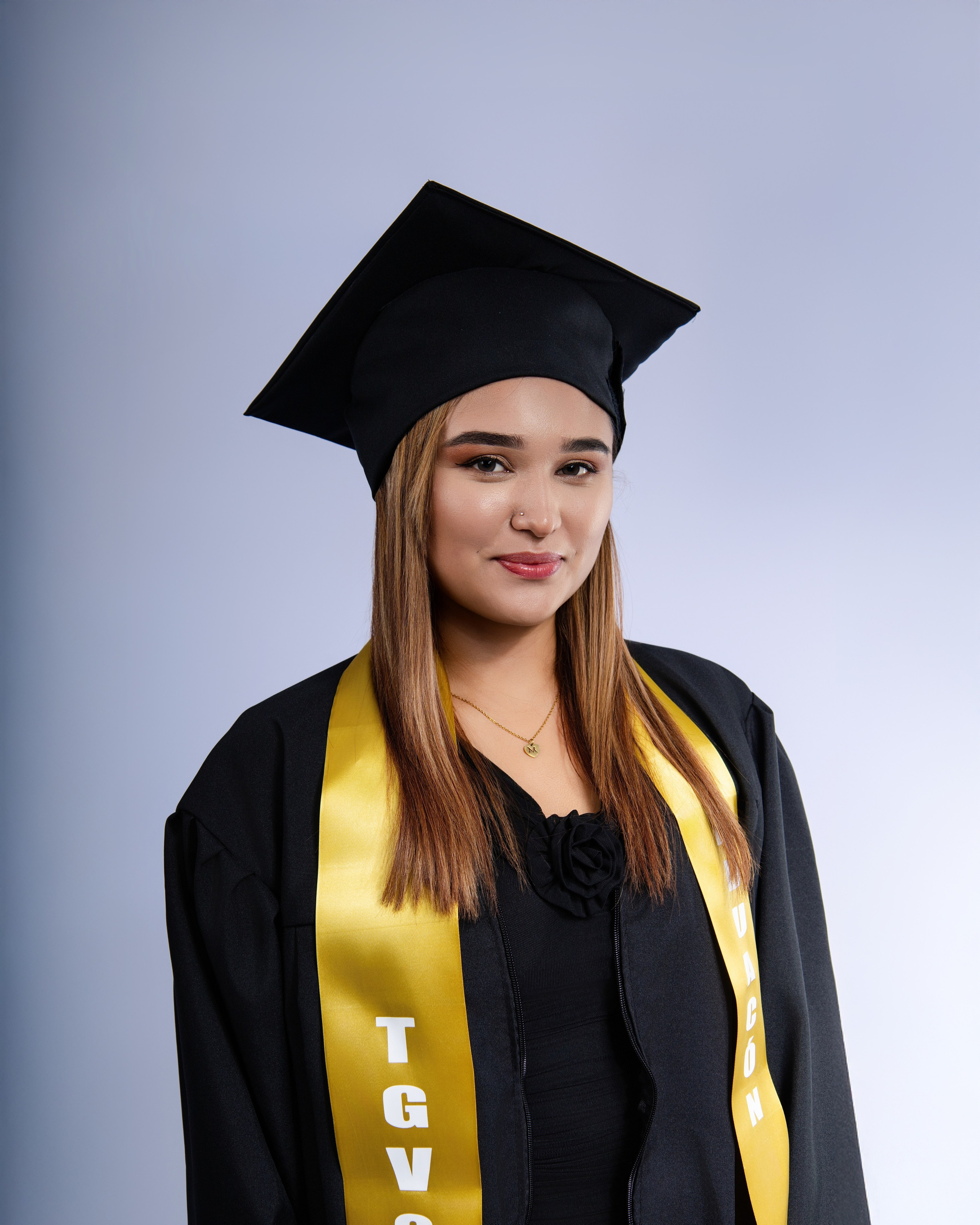 Sesion de Graduacion. Fotogenia | Estudio Fotográfico en curridabat, San José, Costa Rica