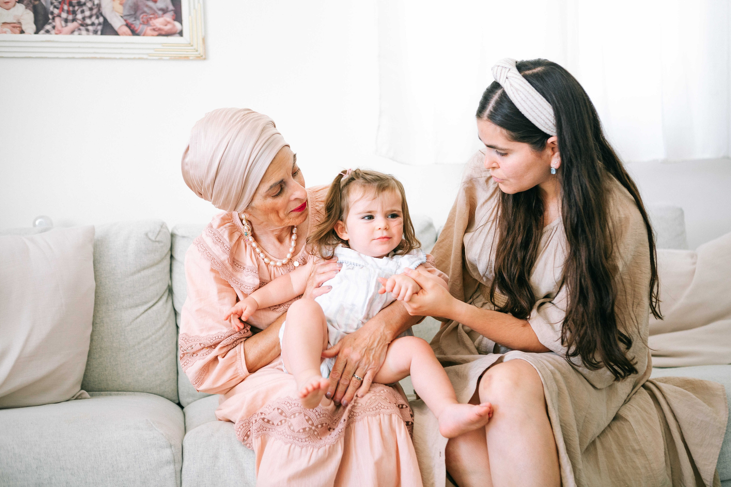 MAALE ADUMIM, HOME PHOTO SESSION + DESERT. Https://shi-photo.com/