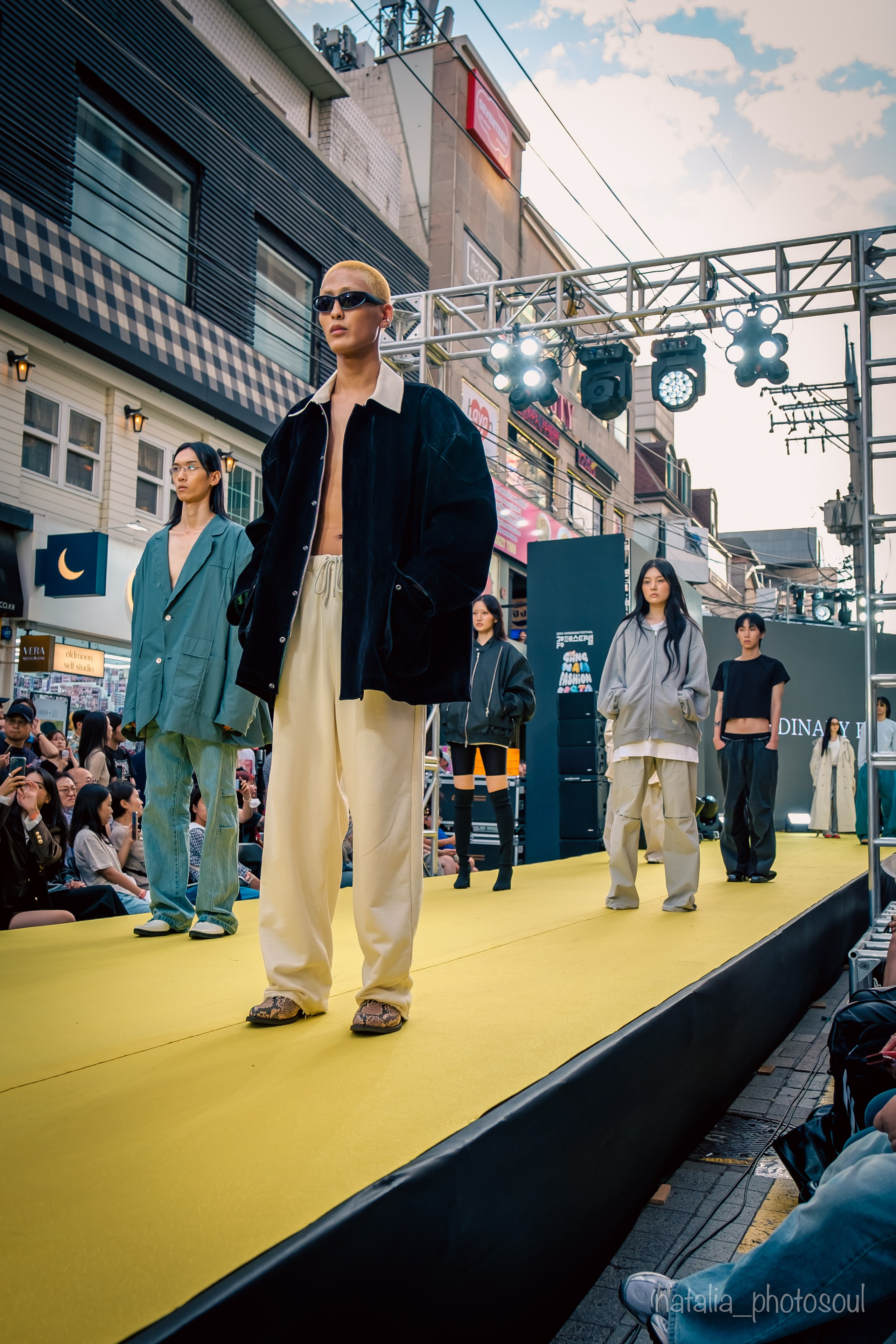 GANGNAM FASHION FESTA 2024: ORDINARY PEOPLE. Photographer in Seoul Dobrokvashina Natalya