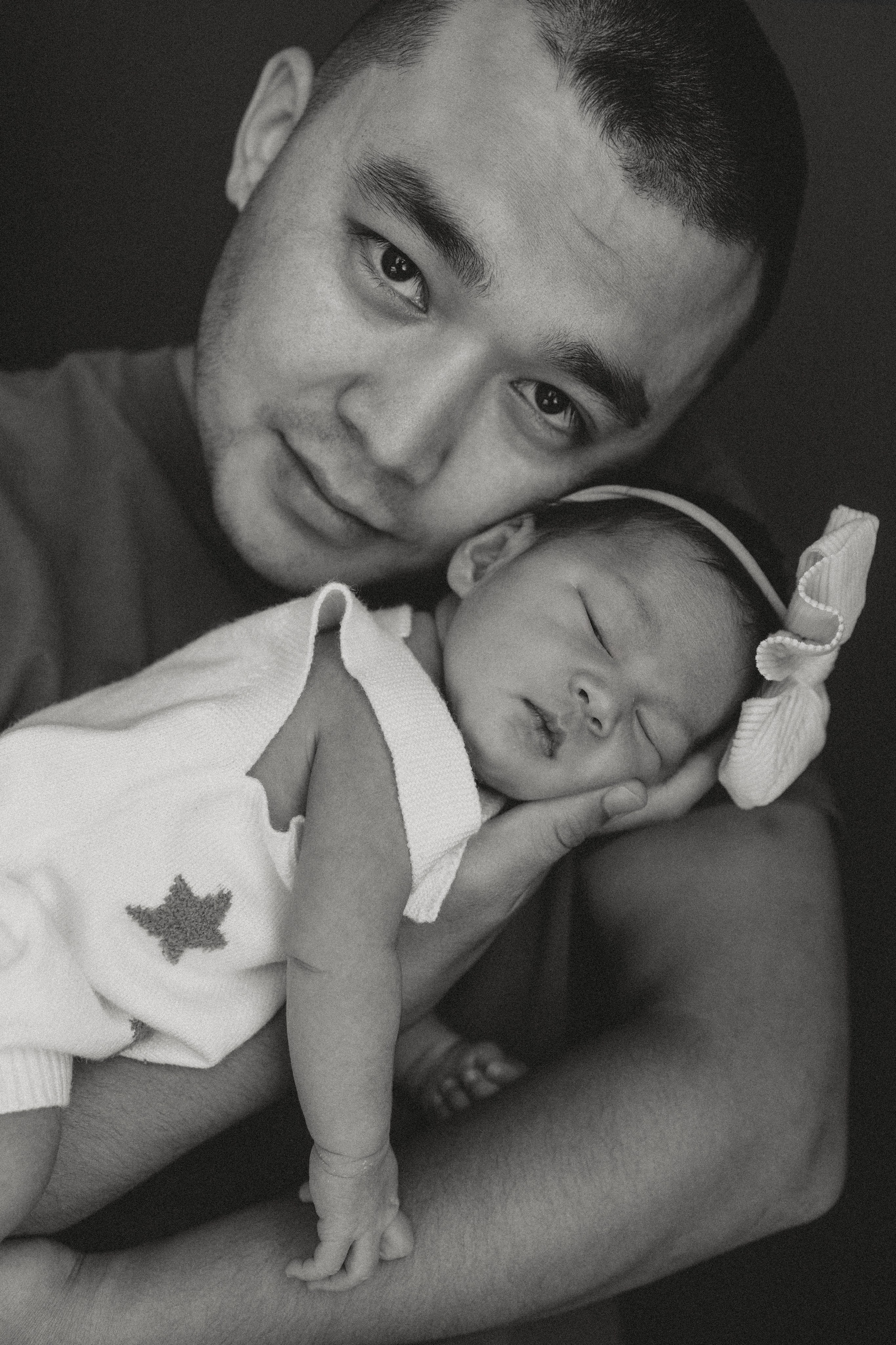 First family story. Фотограф родов, семей и новорожденных малышей в Дубае