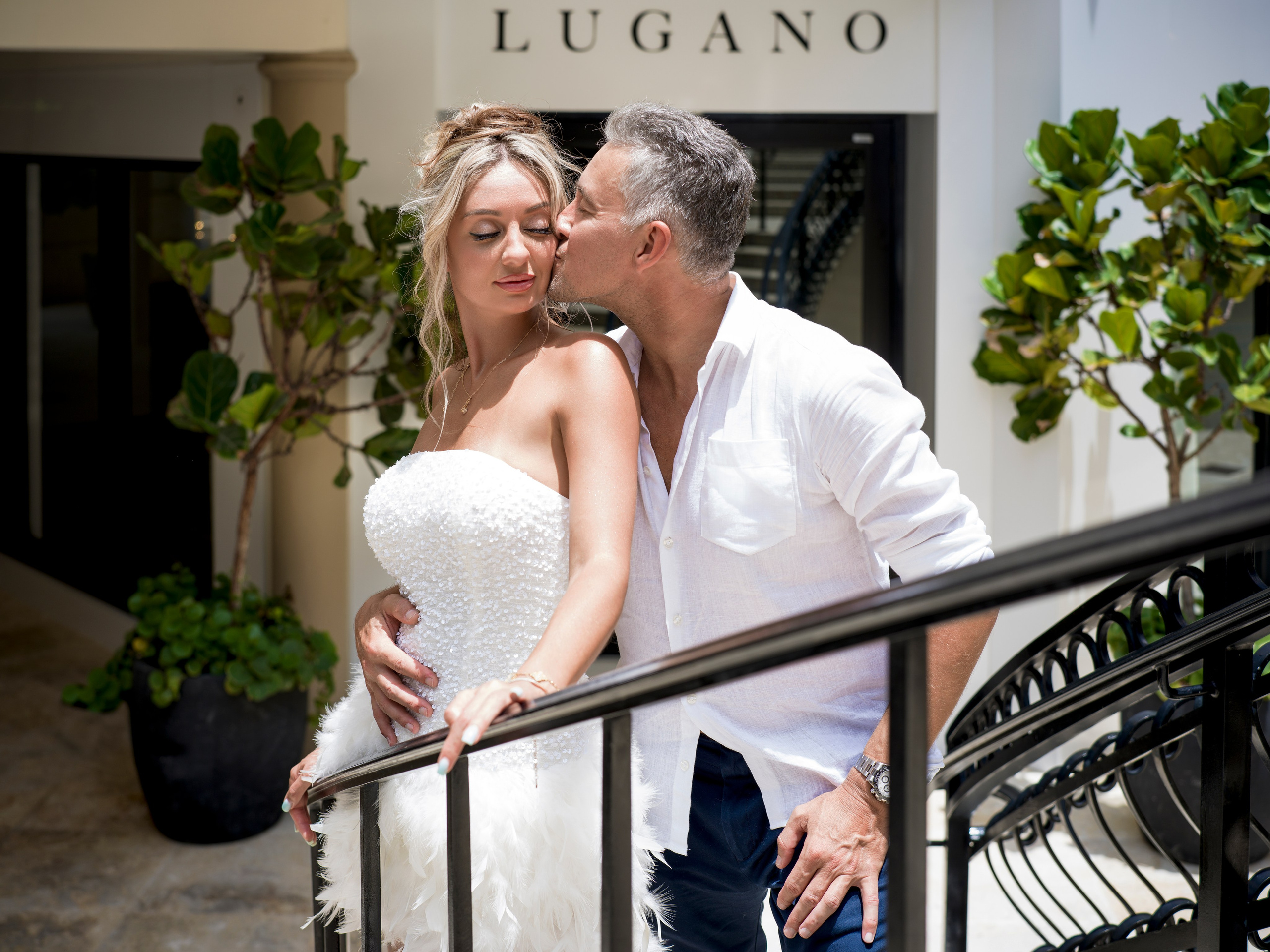 Love & Elegance. Wedding Photographer in Miami