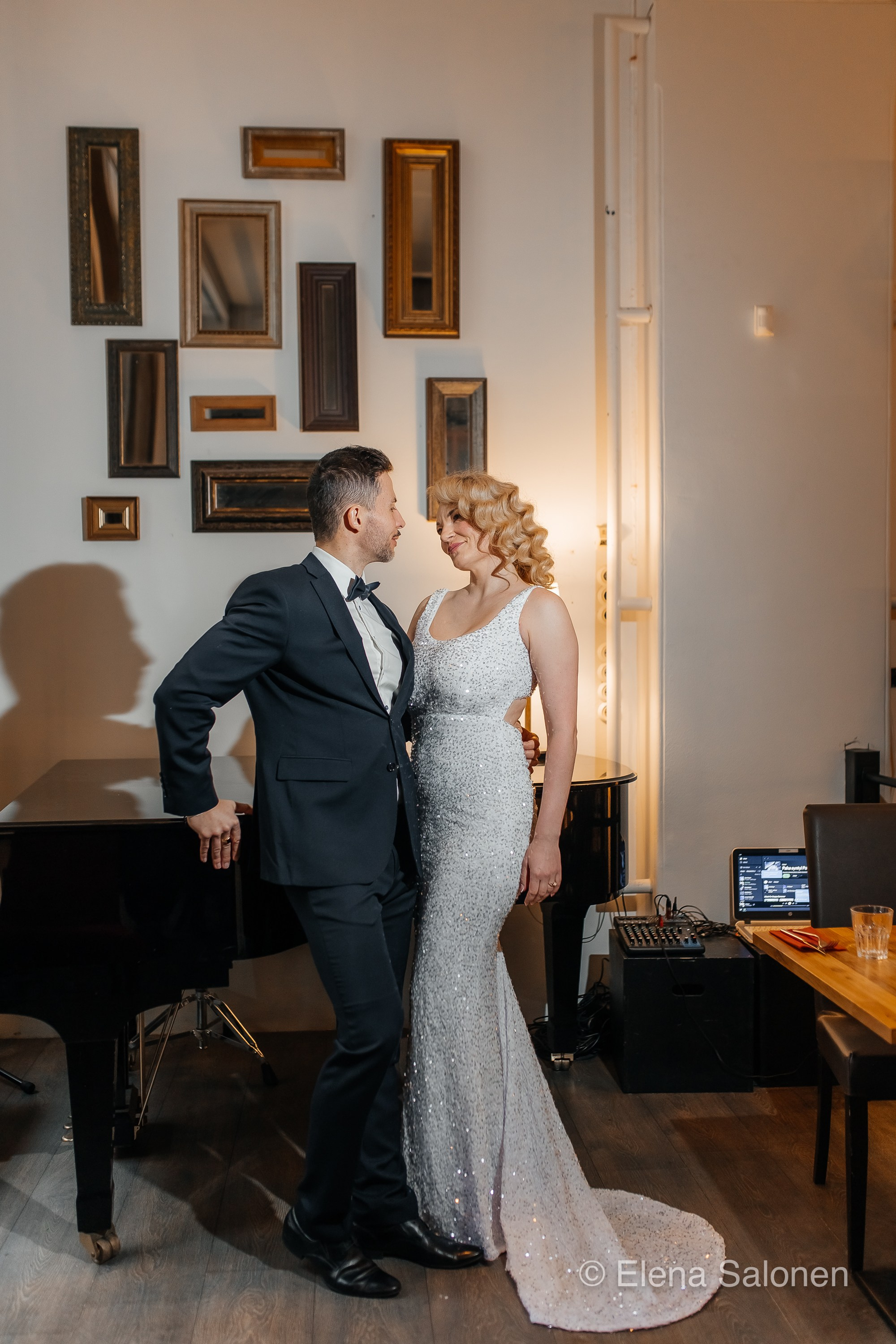 Iso hääkuvaus Helsingissä. Valokuvaaja Lahti, Helsinki Elena Salonen