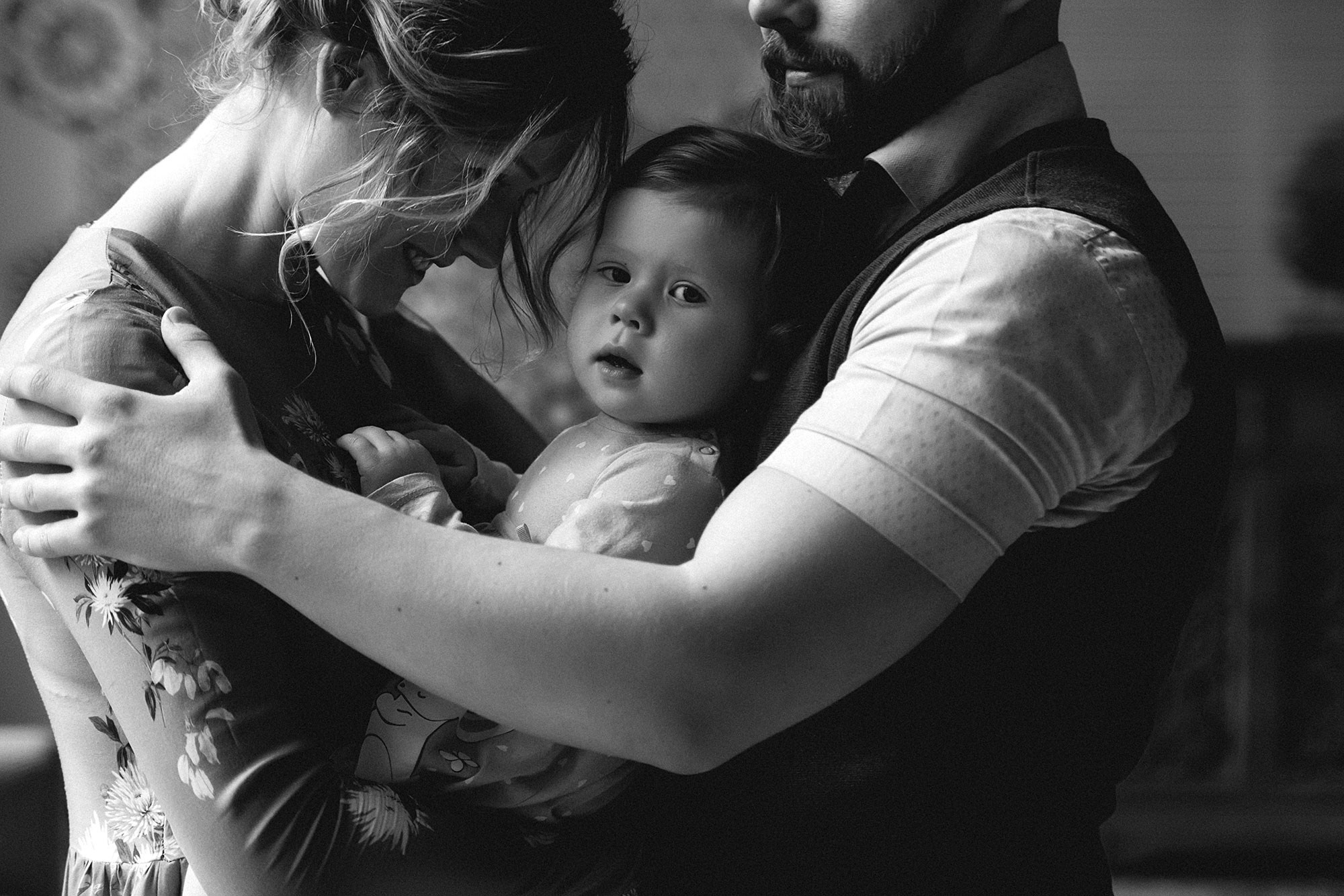 Love Couples & Family. Aesthetic & Lifestyle photographer in Da Nang, Vietnam