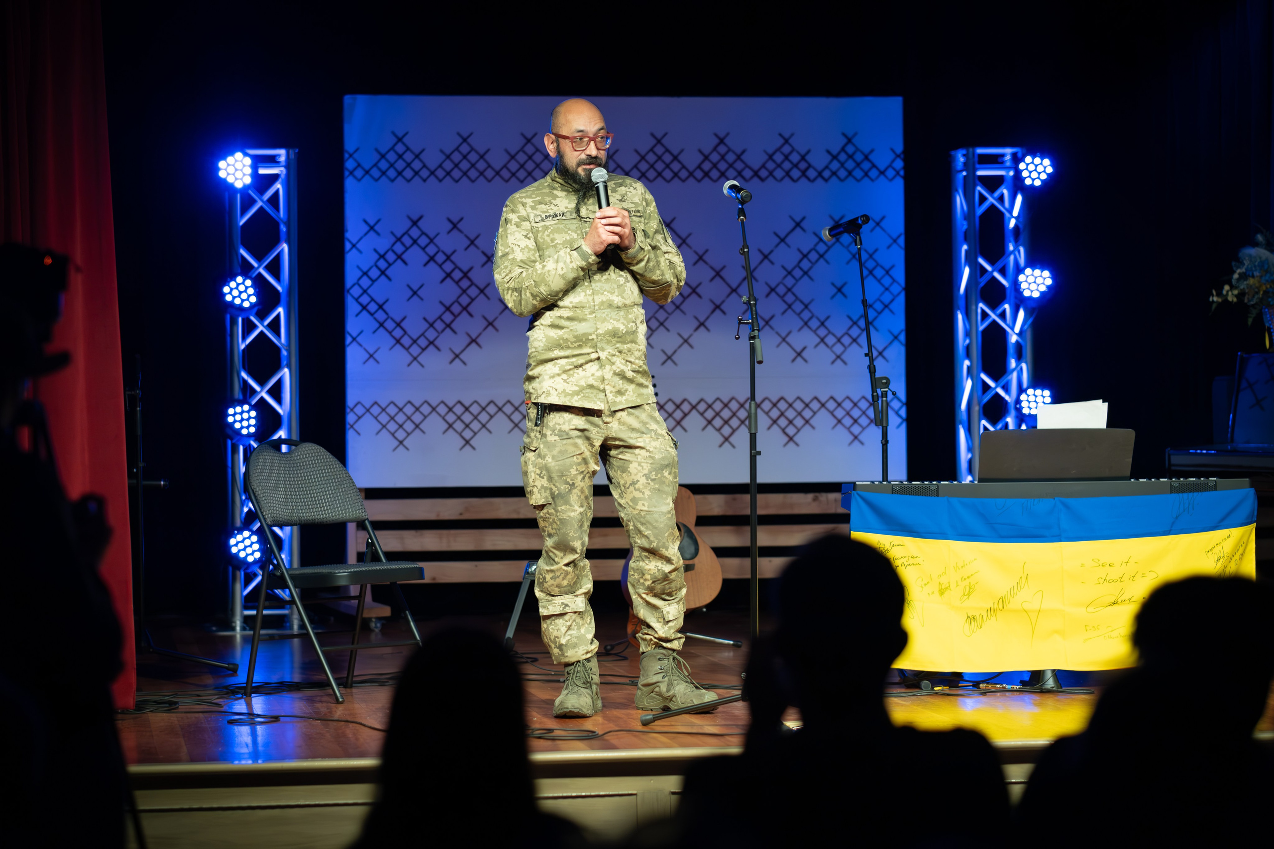 FROM THE UKRAINIAN FRONTLINE WITH THANKS. Reportage concert portrait photography in the San Francisco Bay Area