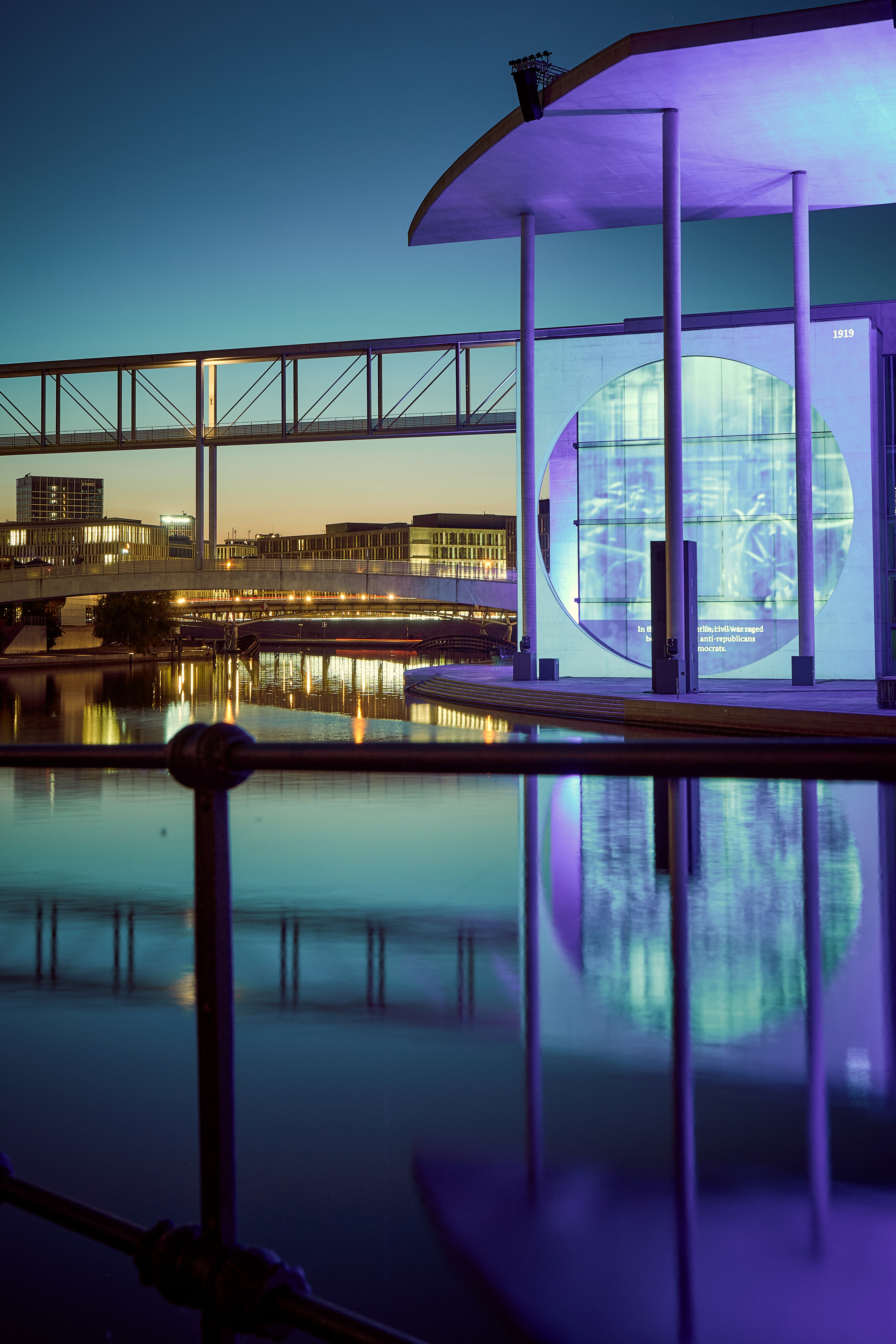 Cityscapes. Evgeny Ignatik — street photographer | portraits