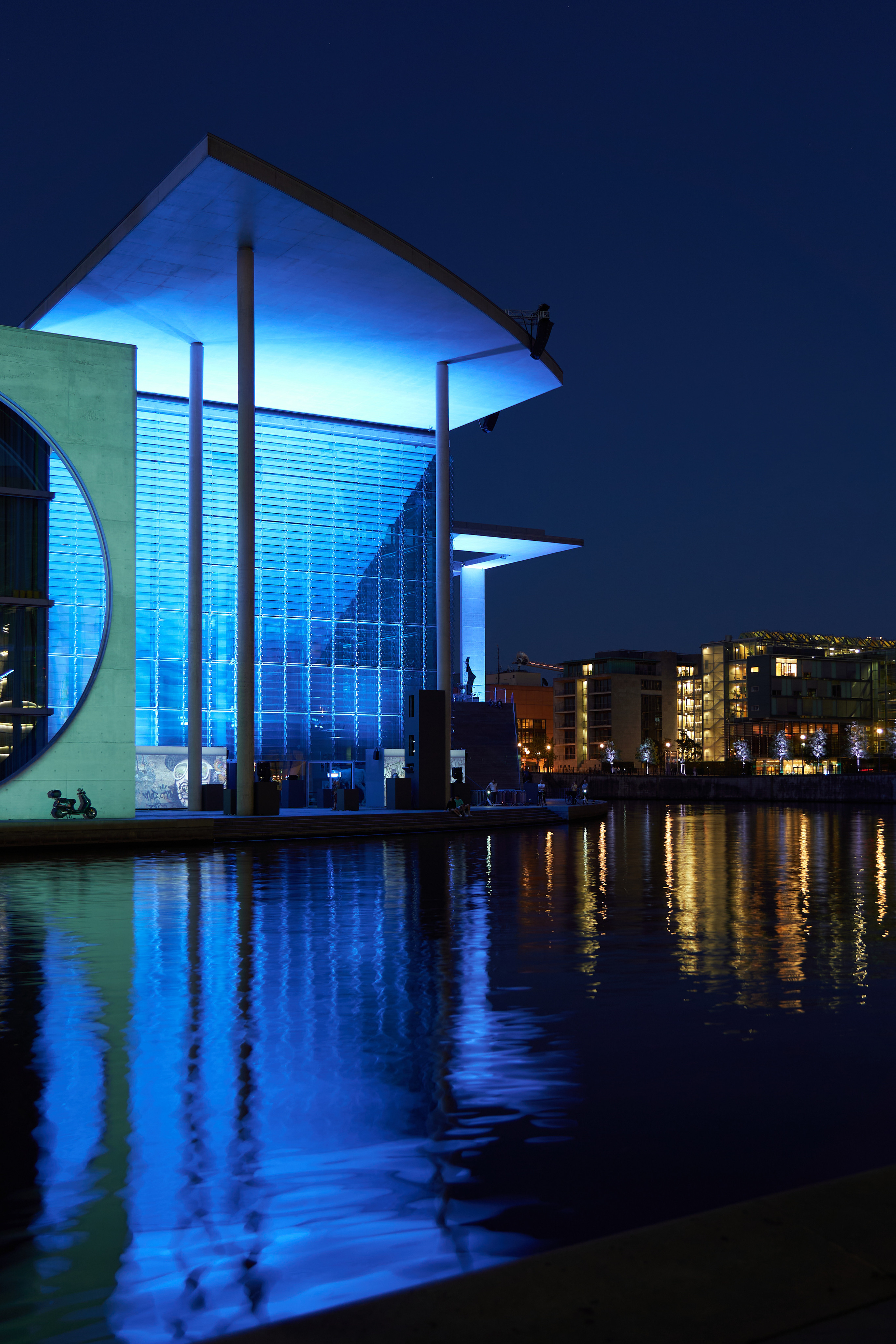 Cityscapes. Evgeny Ignatik — street photographer | portraits