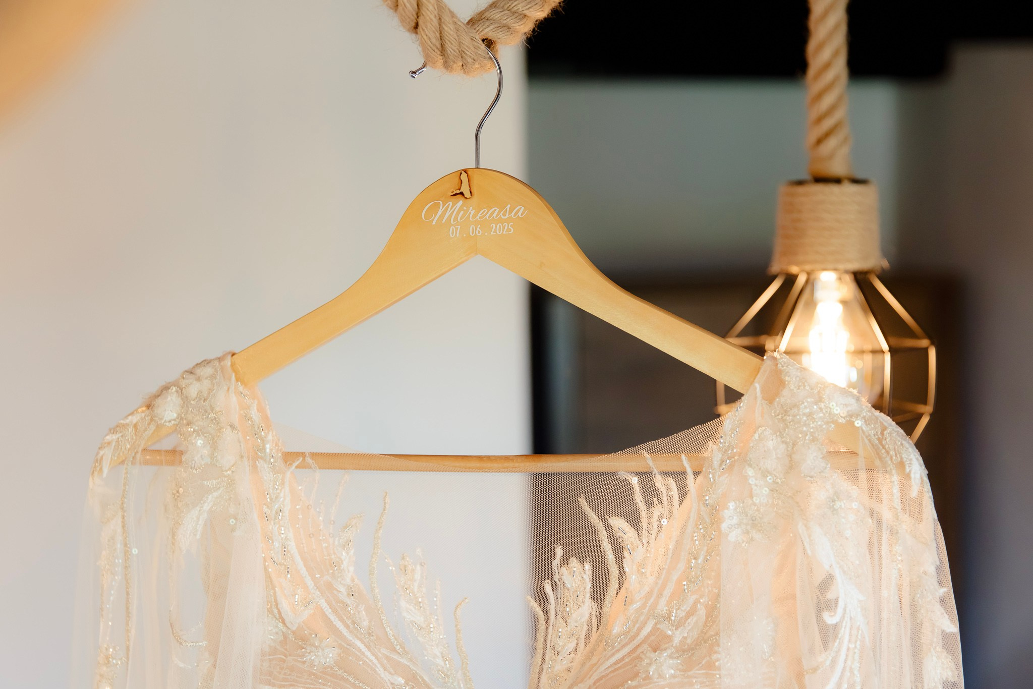 Ioana & Ionuț | Nuntă de poveste la Păstrăvăria Poiana din Mălini județul Suceava. Servicii foto-video profesionale, pentru momente de neuitat