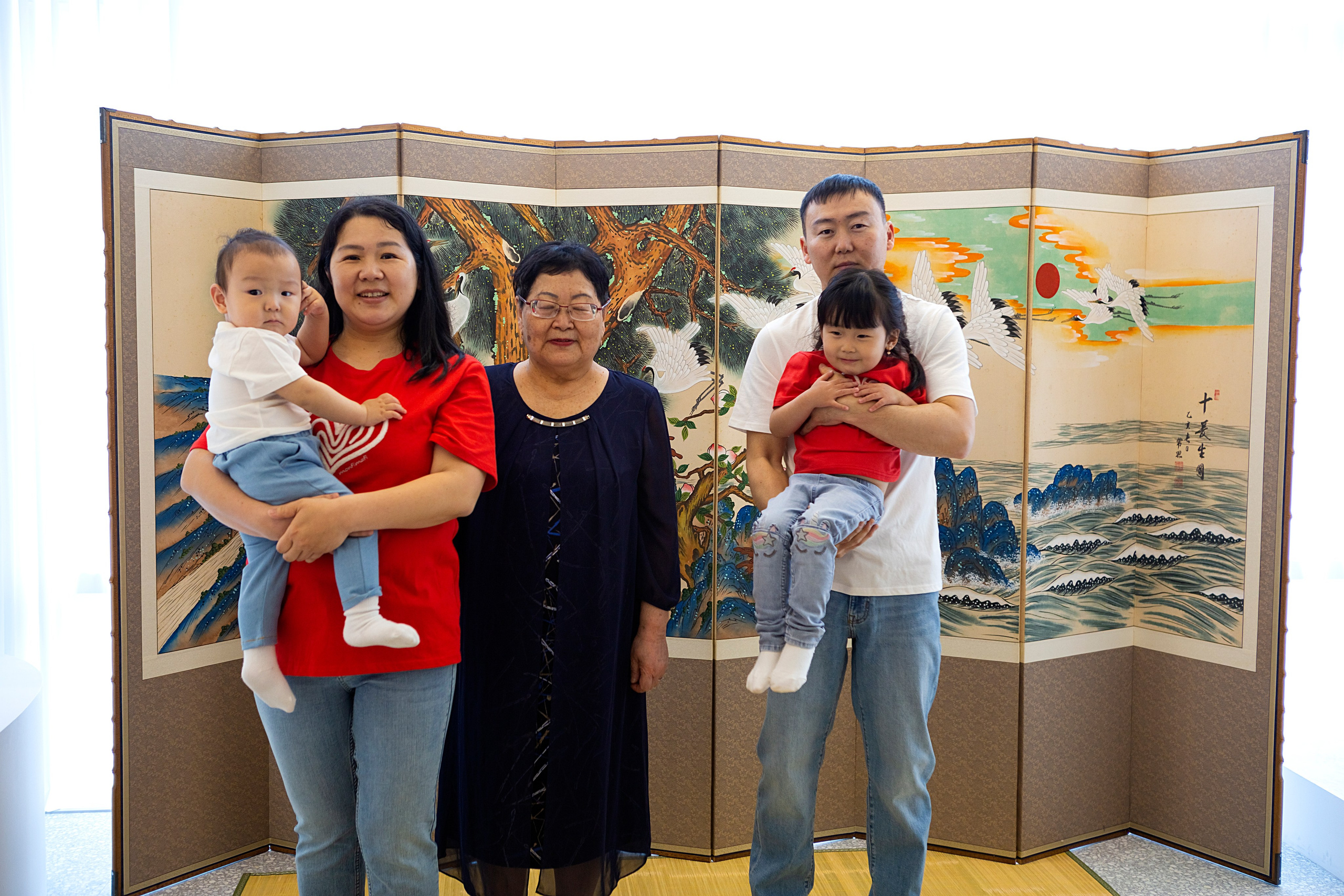 Артём в студии. Фотограф беременности, ньюборн и годовасиков в Корее Жанна Хан