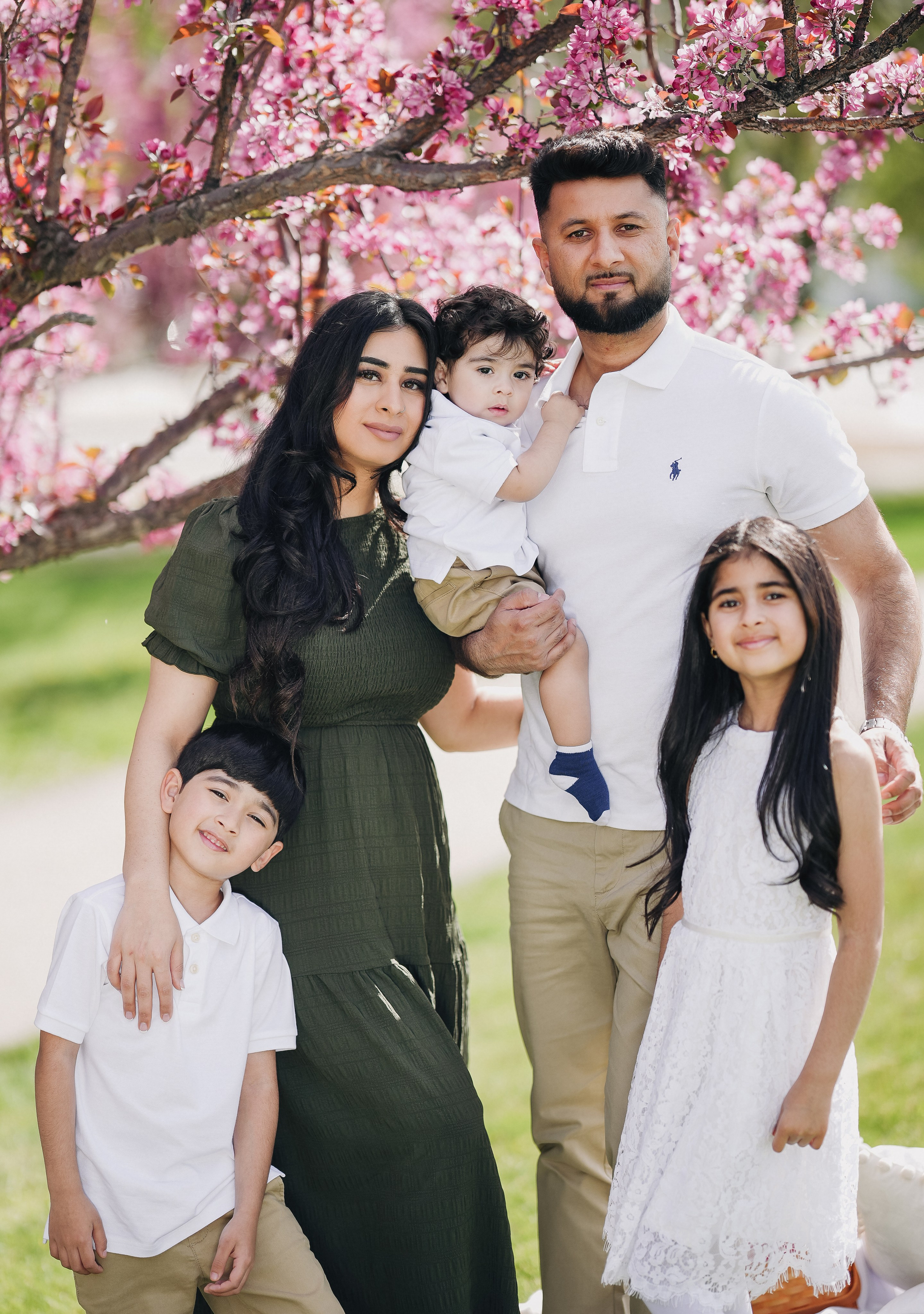 Spring Photo Day. Pashynska Photography | Calgary Wedding & Family Photographer