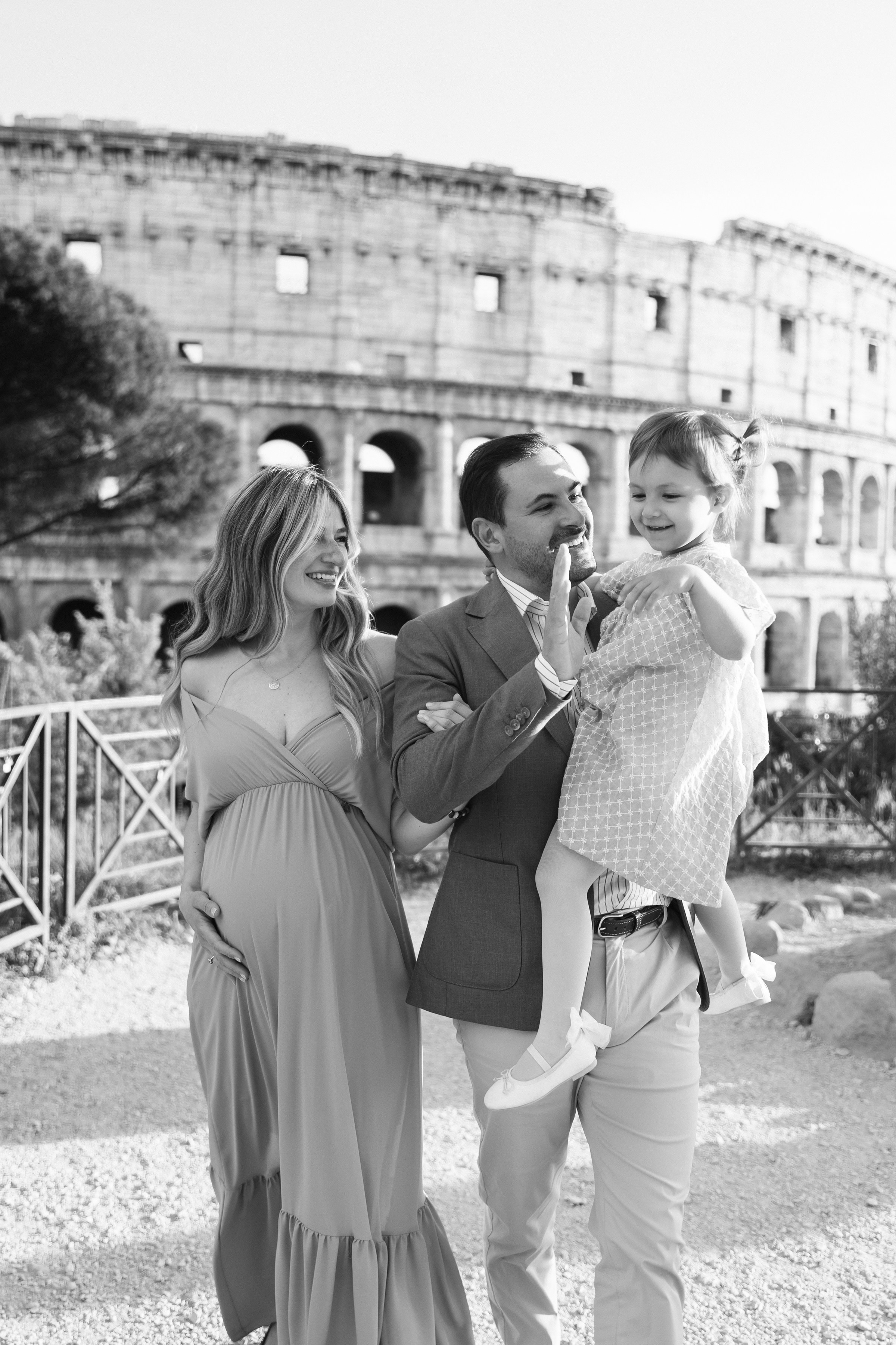 Famaly shooting in Rome. Wedding Photographer Rome Tuscany Como Sicily Puglia Amalfy Italy- Oksana Savenchuk