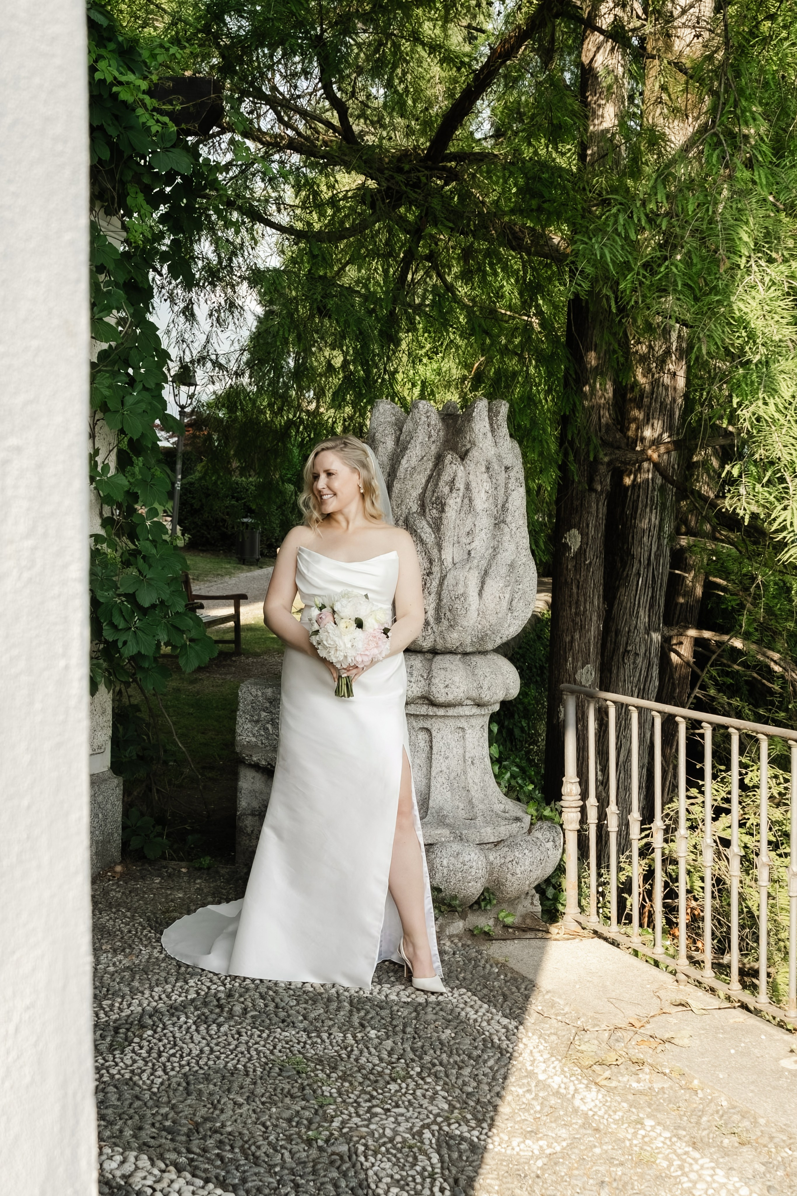 ASHLEY AND RENZO _LAKE COMO. PHOTOGRAPHER IN ITALY