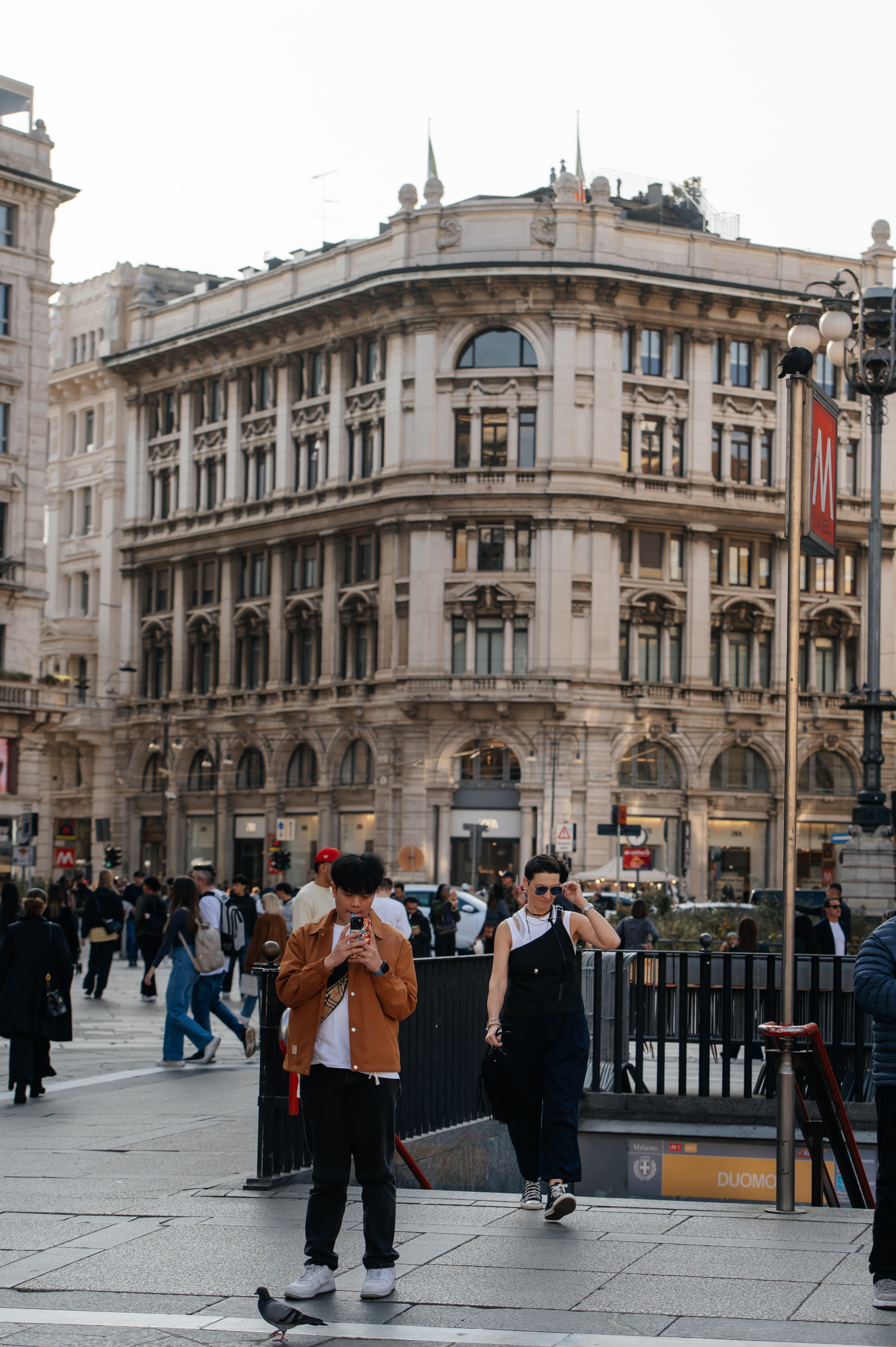 Milan, Autumn 🍂, Julia. Wedding photographer from Moldova Alexey Chipchiu