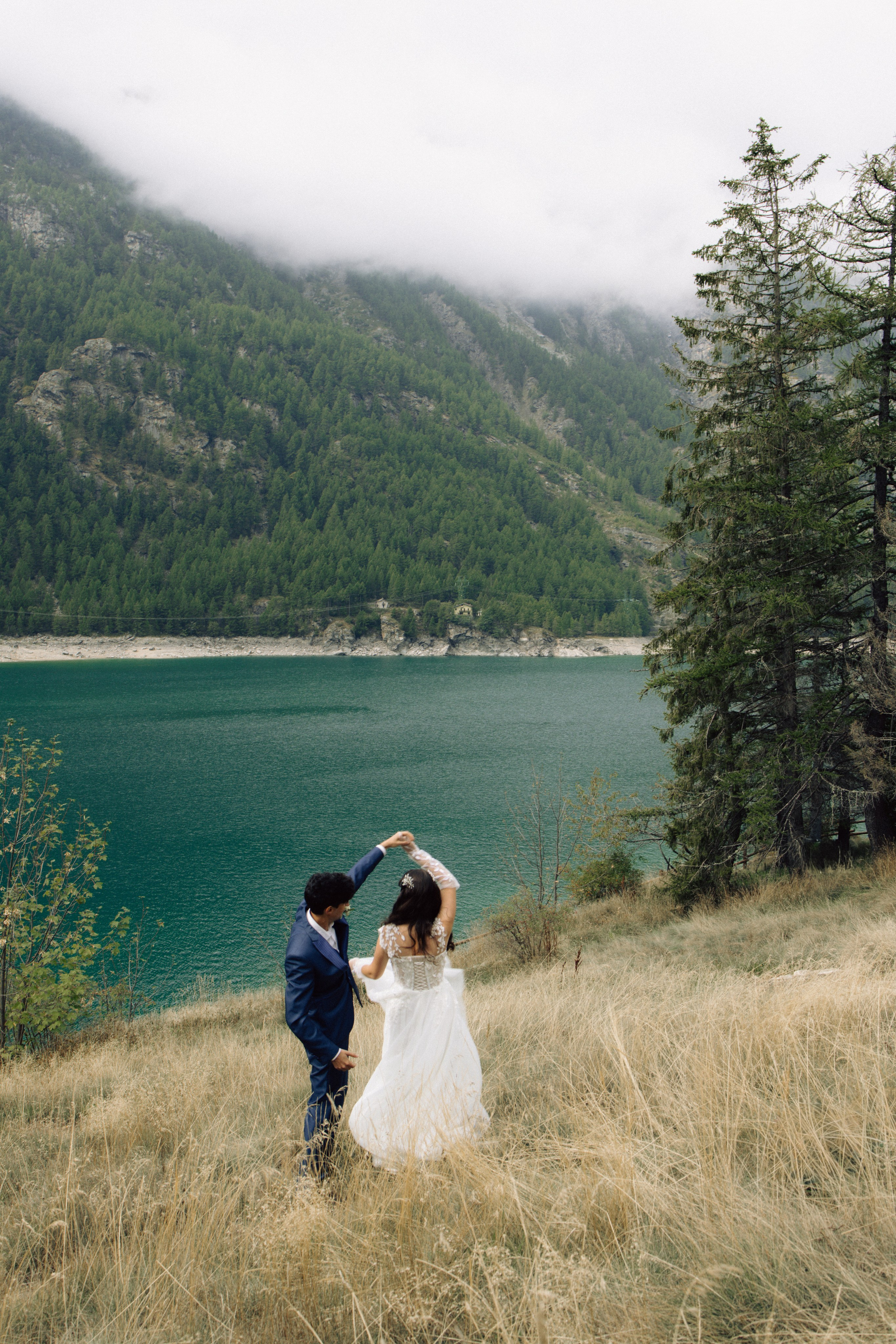 Anastasiya & Emanuele | Italian Alps. Liza Bizzaro — Italy Wedding, Love Story & Portrait Photographer in Milan, Turin, Piedmont and Across Italy